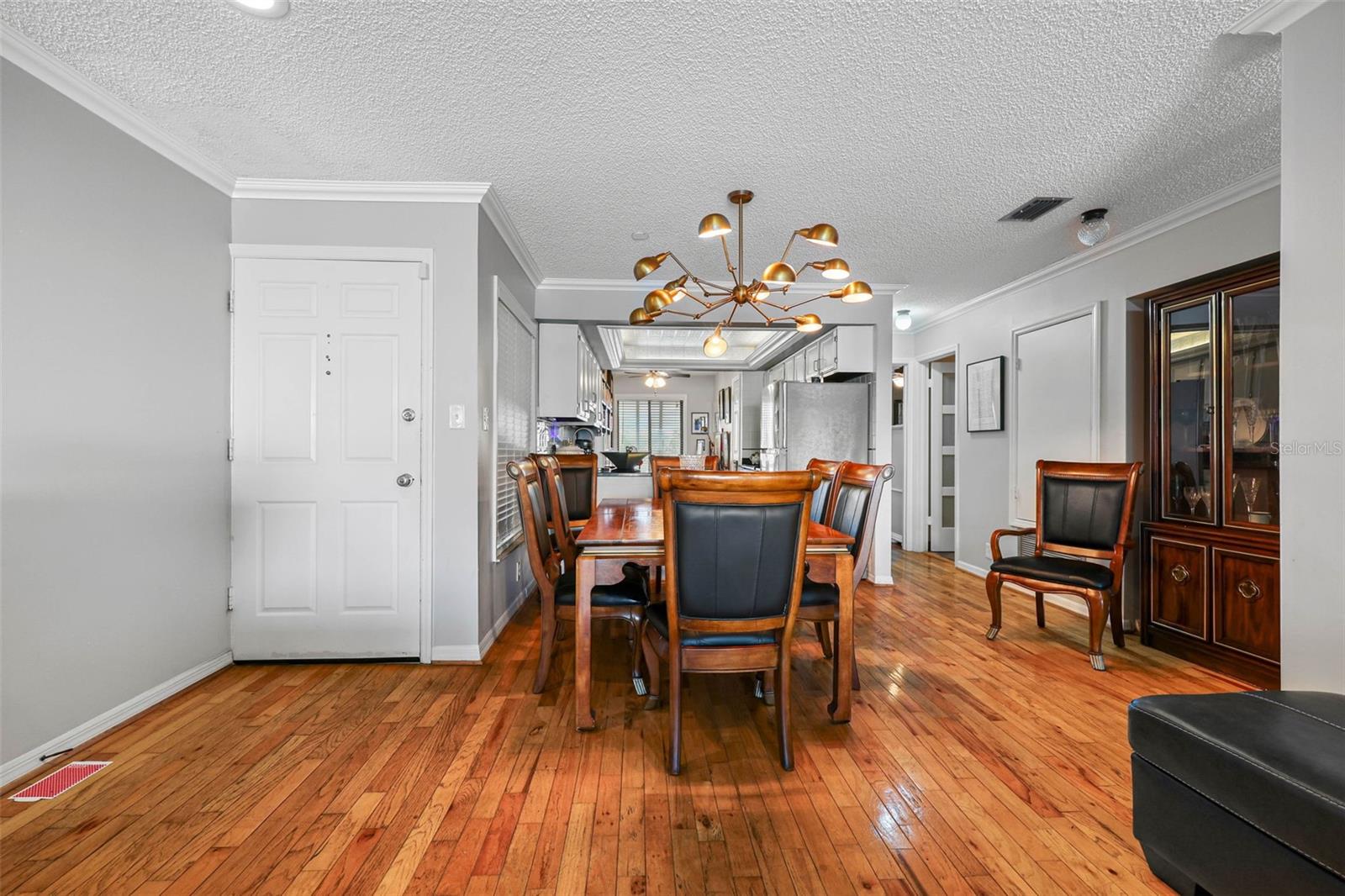 7300 SUNSHINE SKYWAY LN S #210