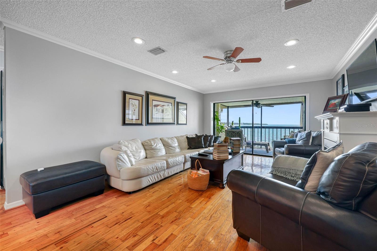 7300 SUNSHINE SKYWAY LN S #210
