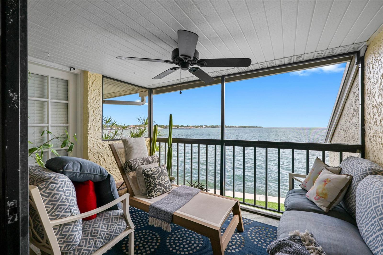 7300 SUNSHINE SKYWAY LN S #210