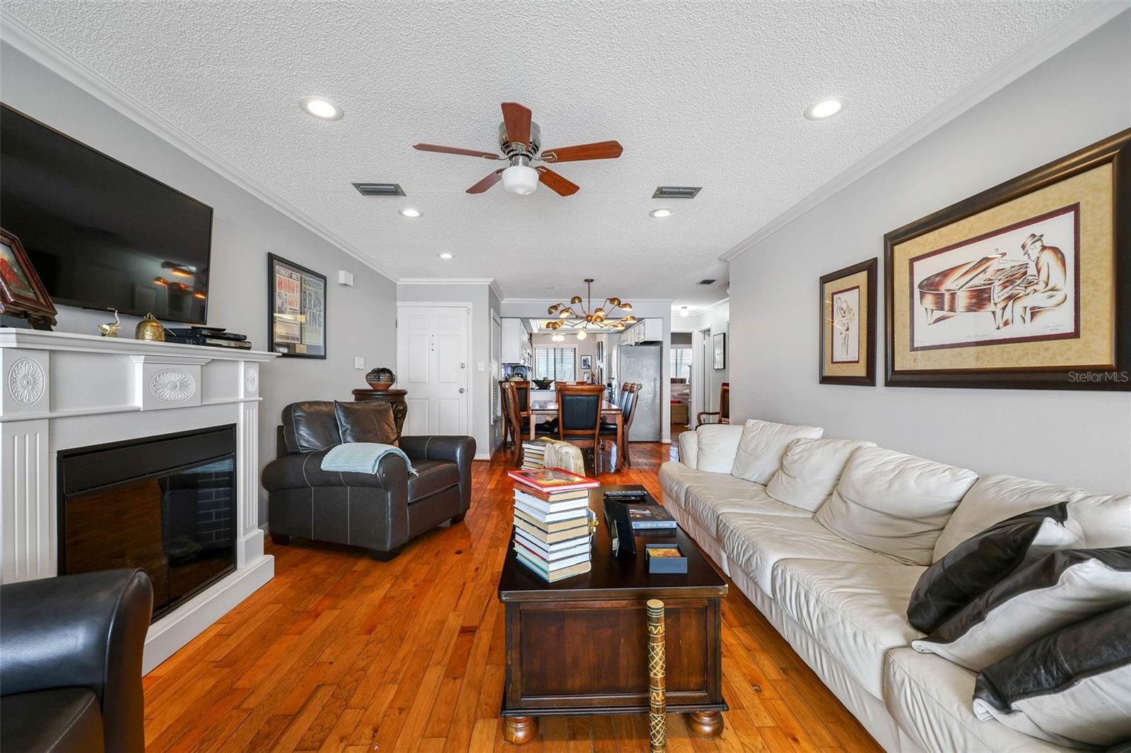 7300 SUNSHINE SKYWAY LN S #210