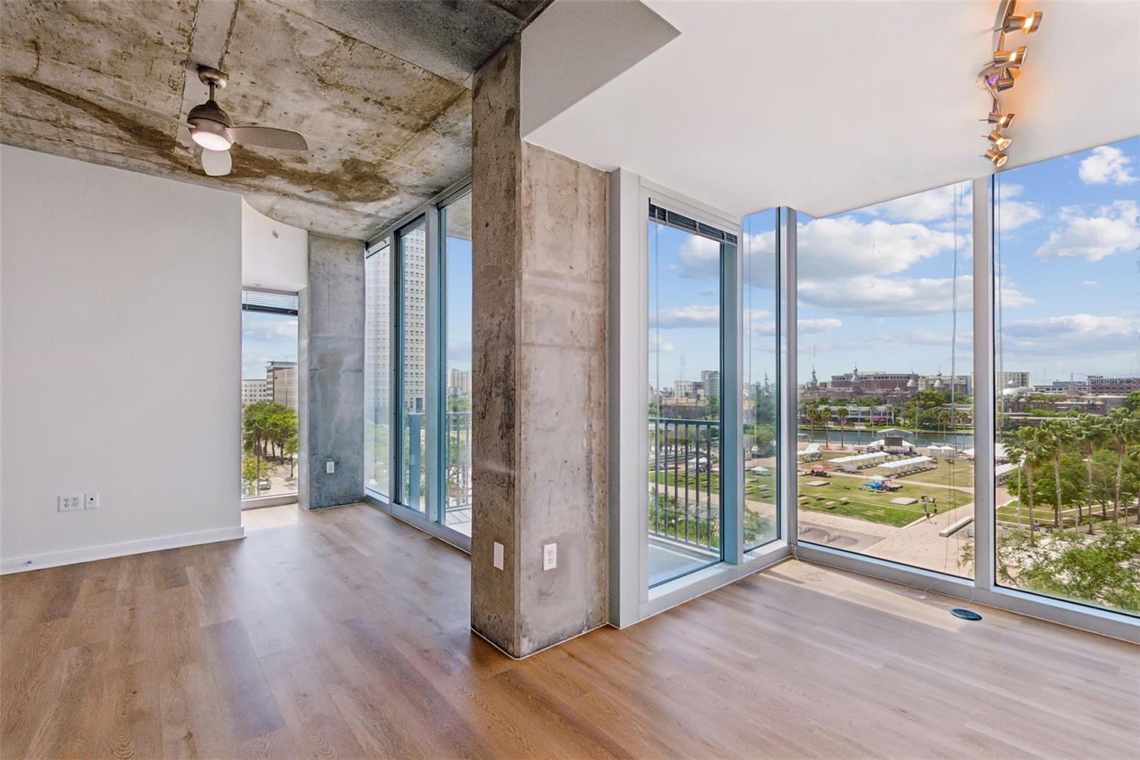 777 N ASHLEY DR #502