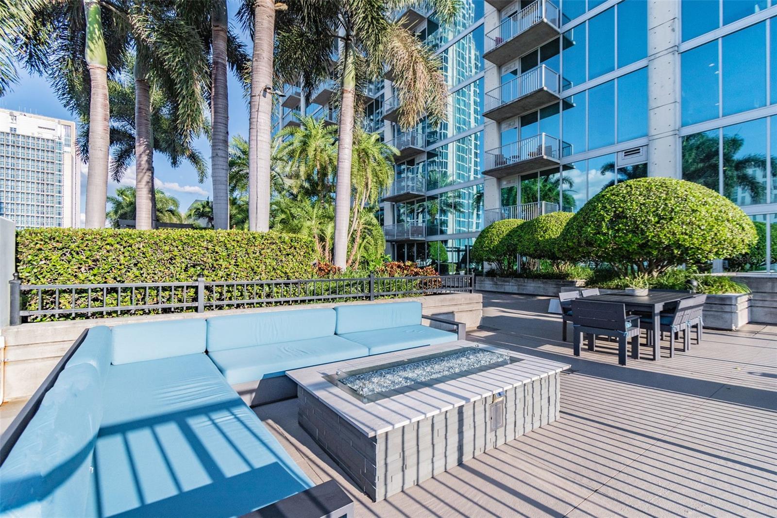 777 N ASHLEY DR #502