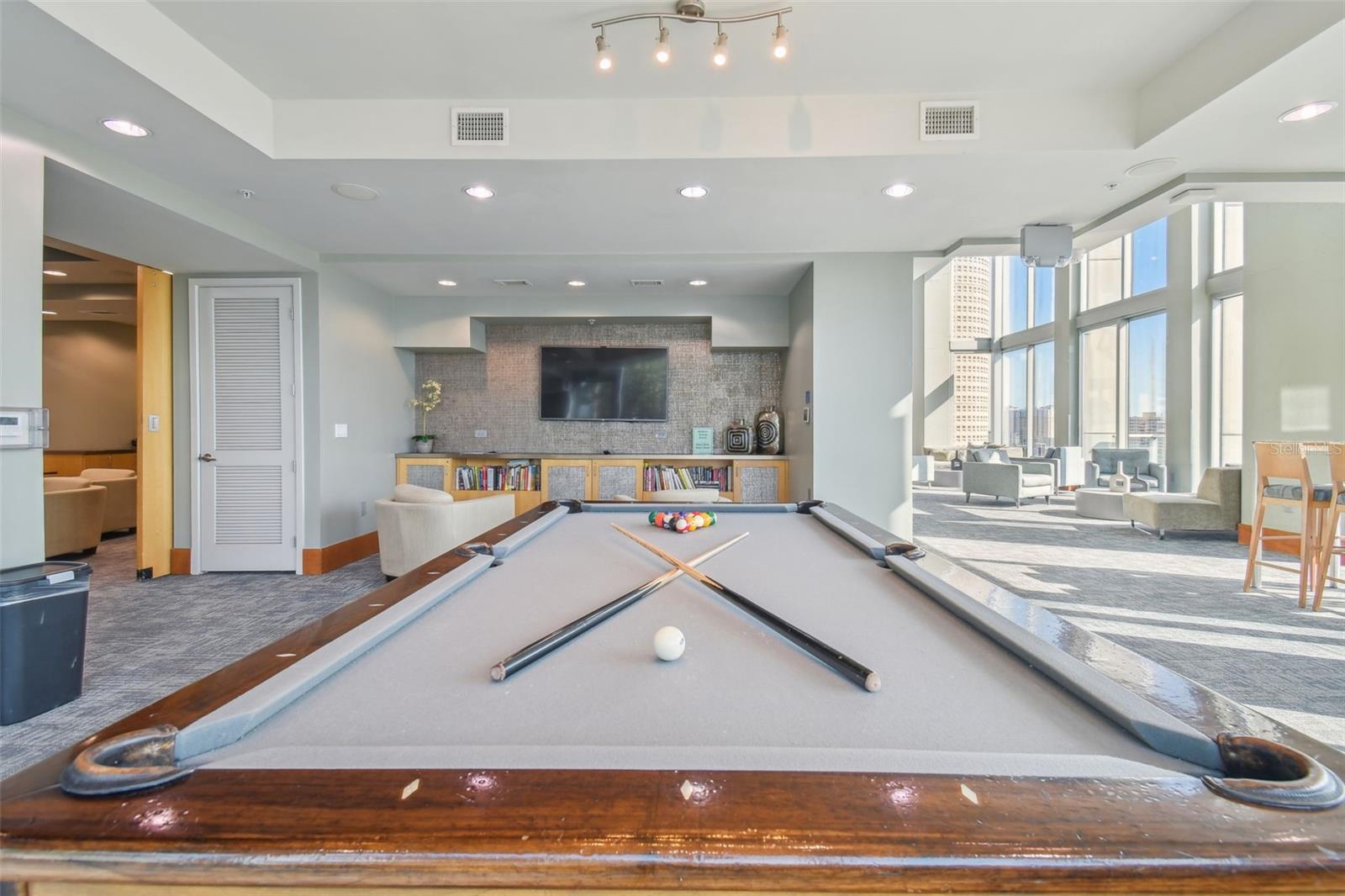 777 N ASHLEY DR #502