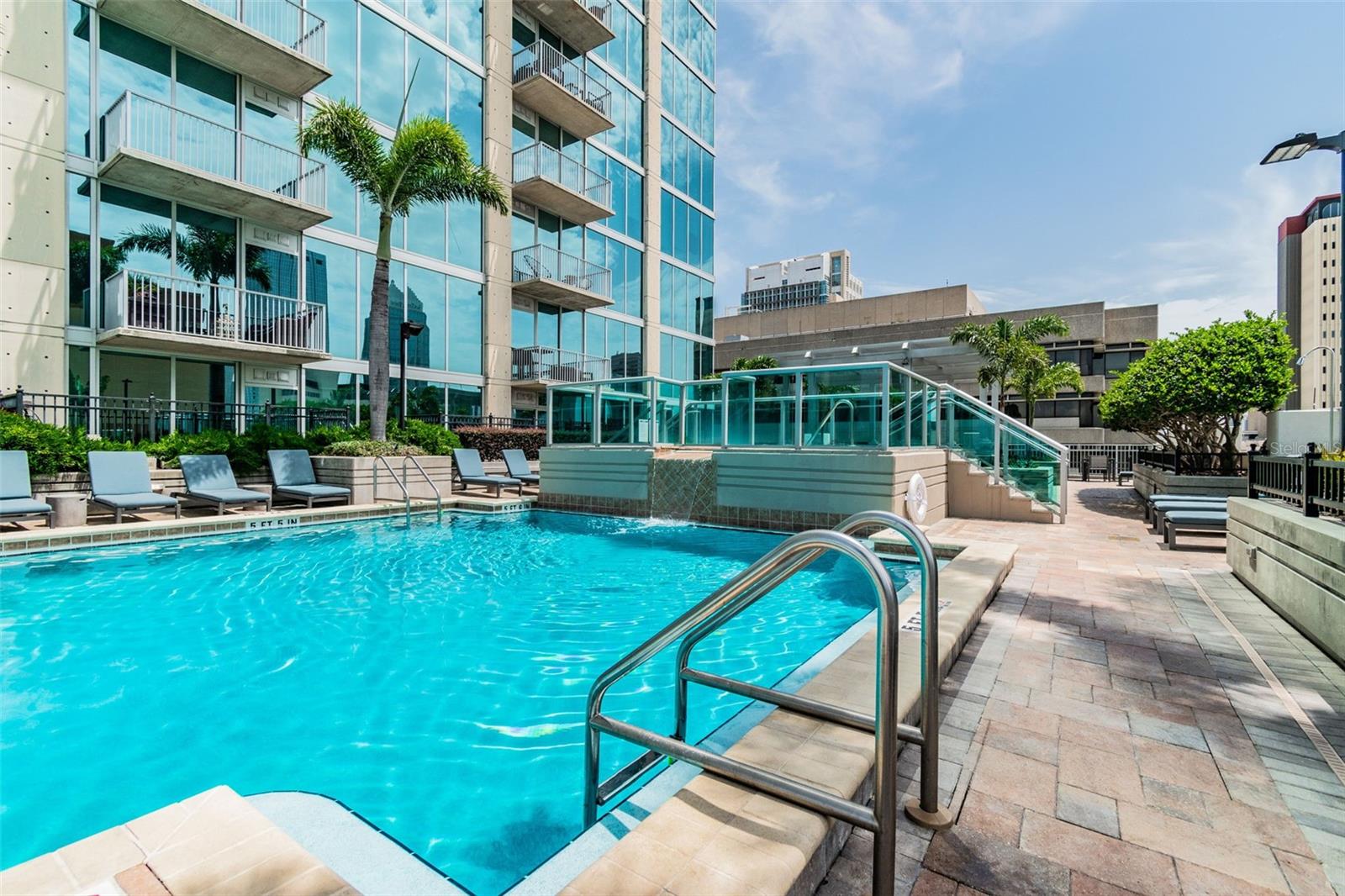 777 N ASHLEY DR #502