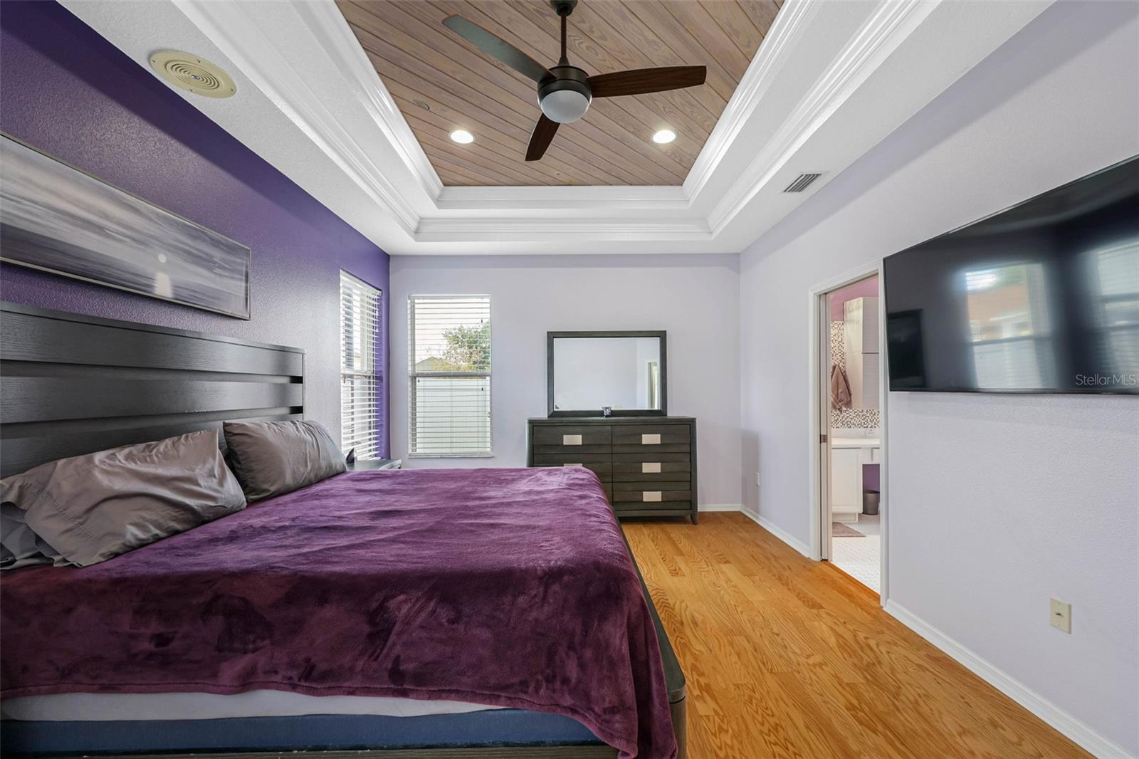 2510 CROSS MORE ST
