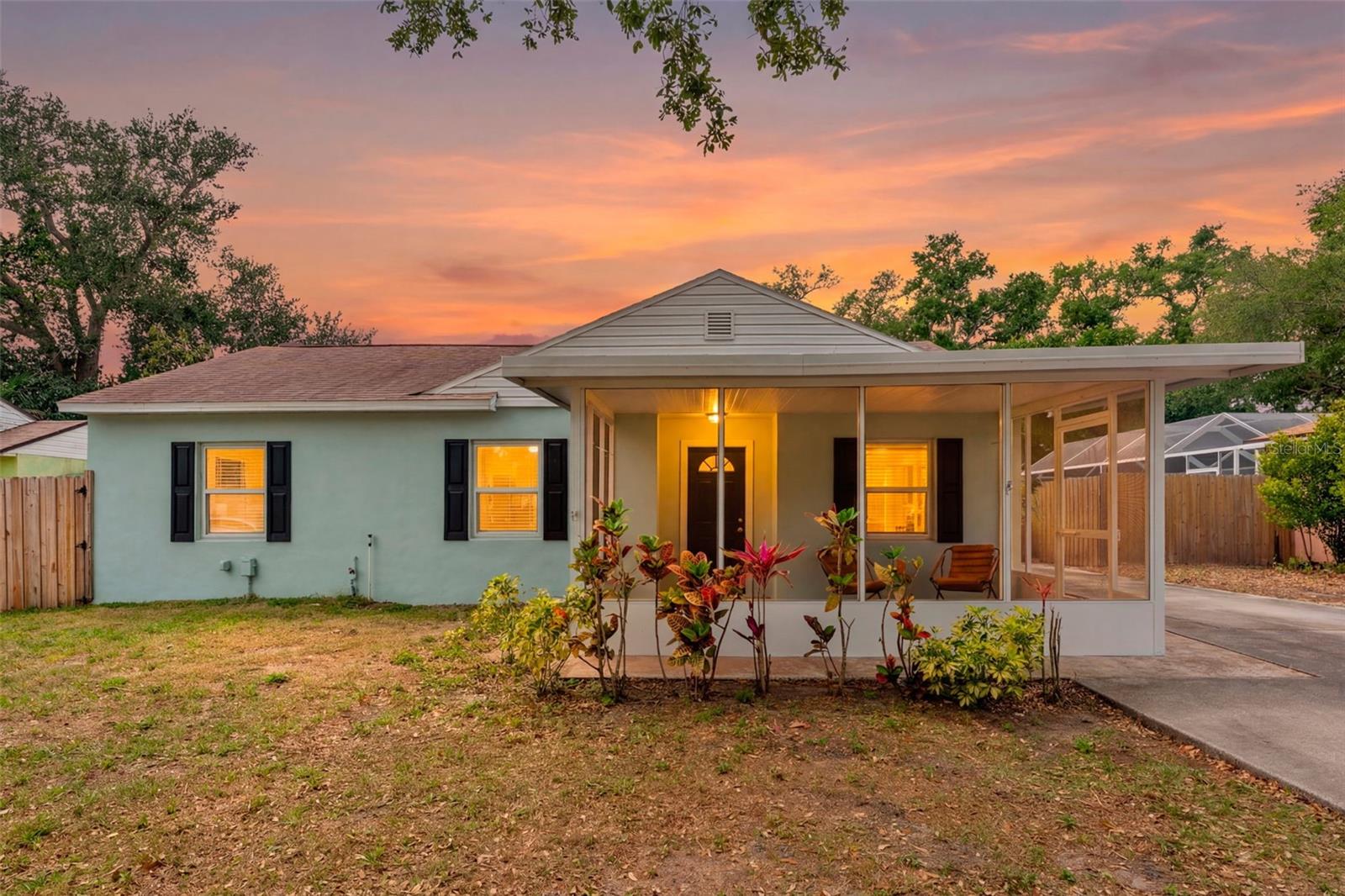 1438 SANTA ANNA DR