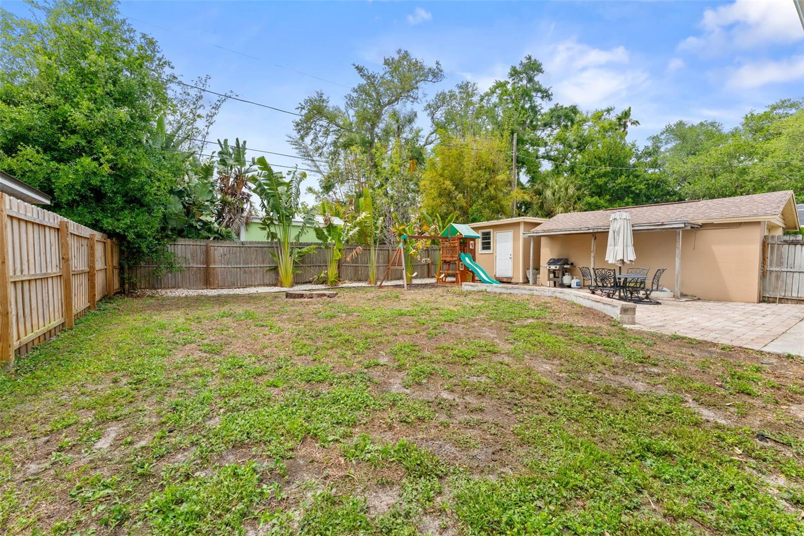 1438 SANTA ANNA DR