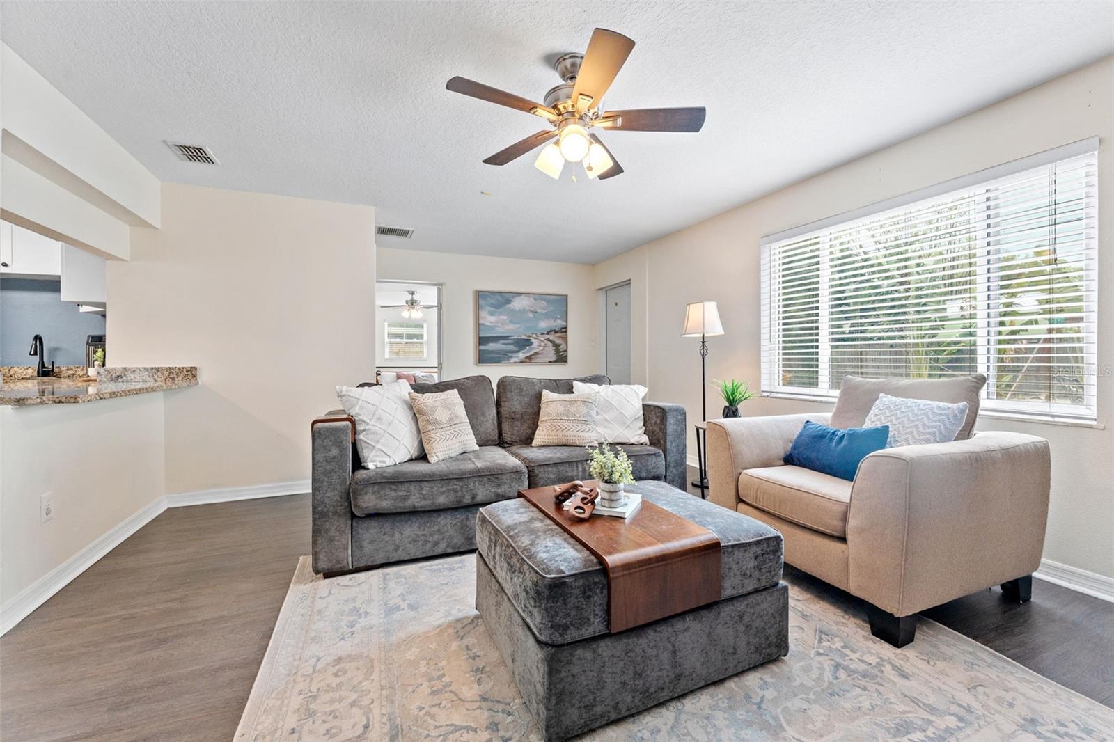 1438 SANTA ANNA DR