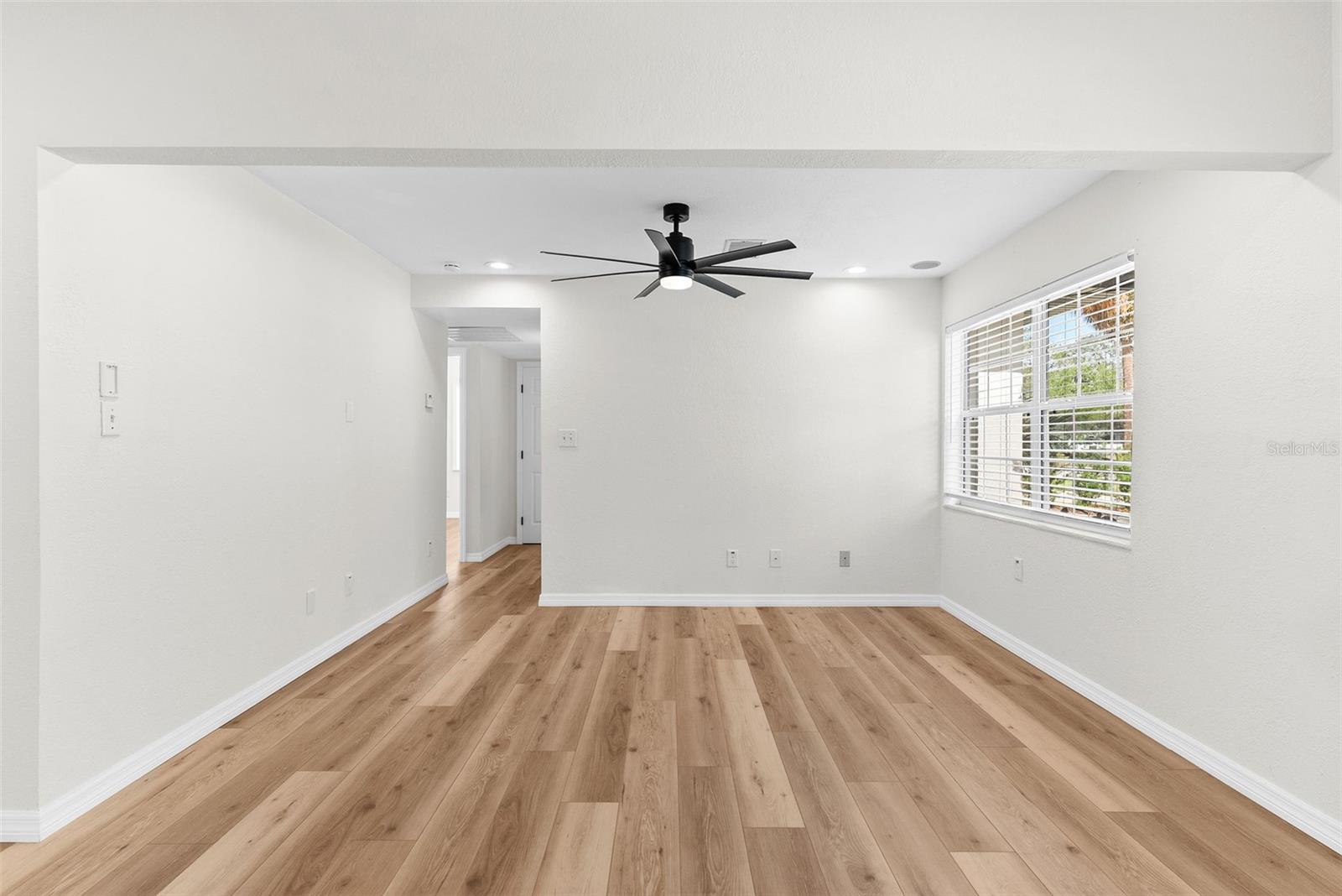 4708 W EL PRADO BLVD