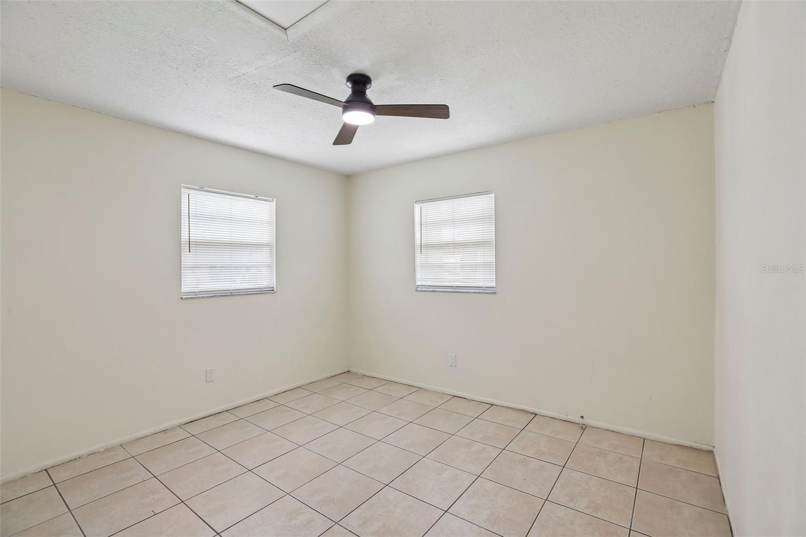 15134 VERONA AVE