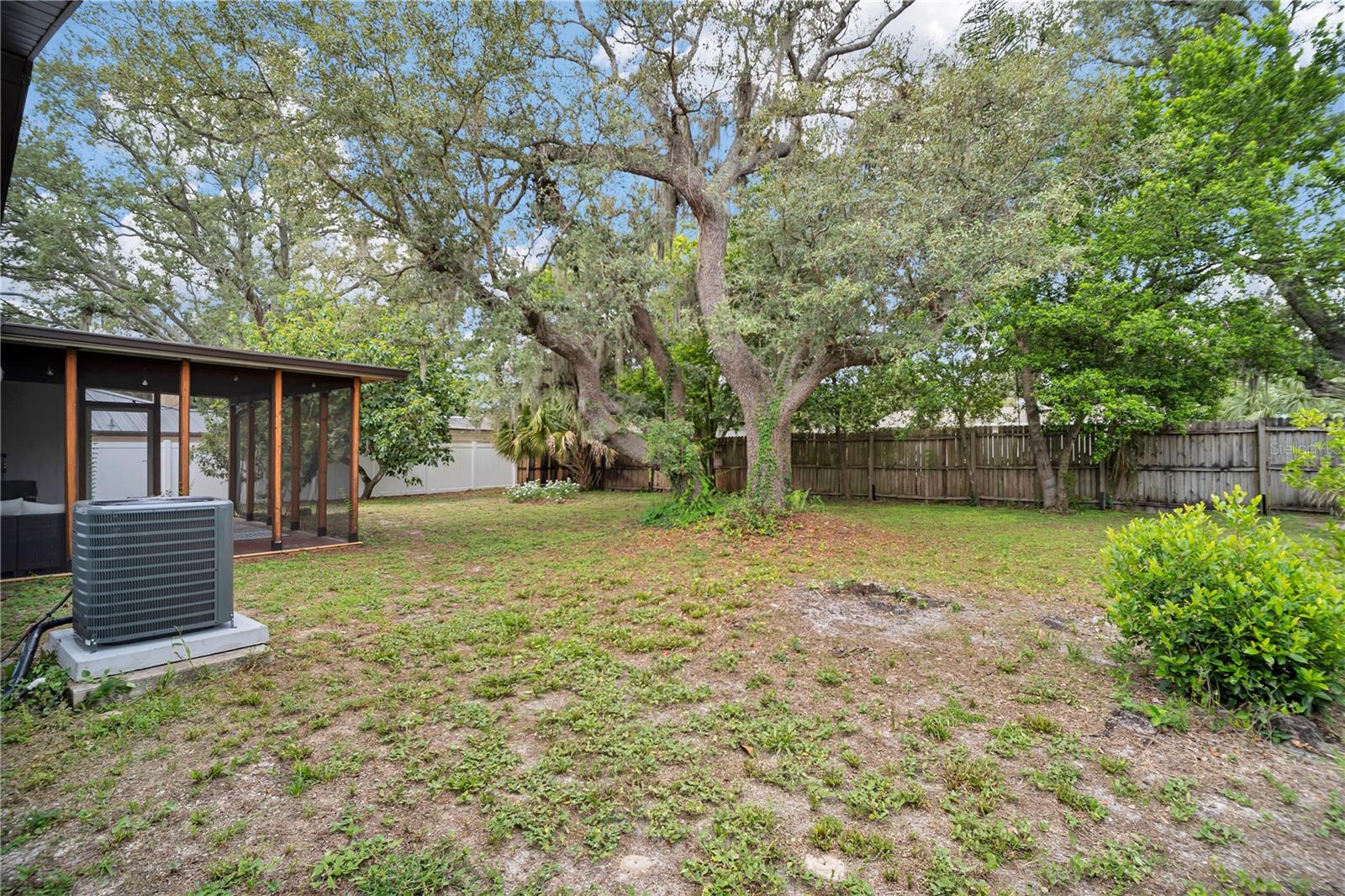 10708 N OJUS DR