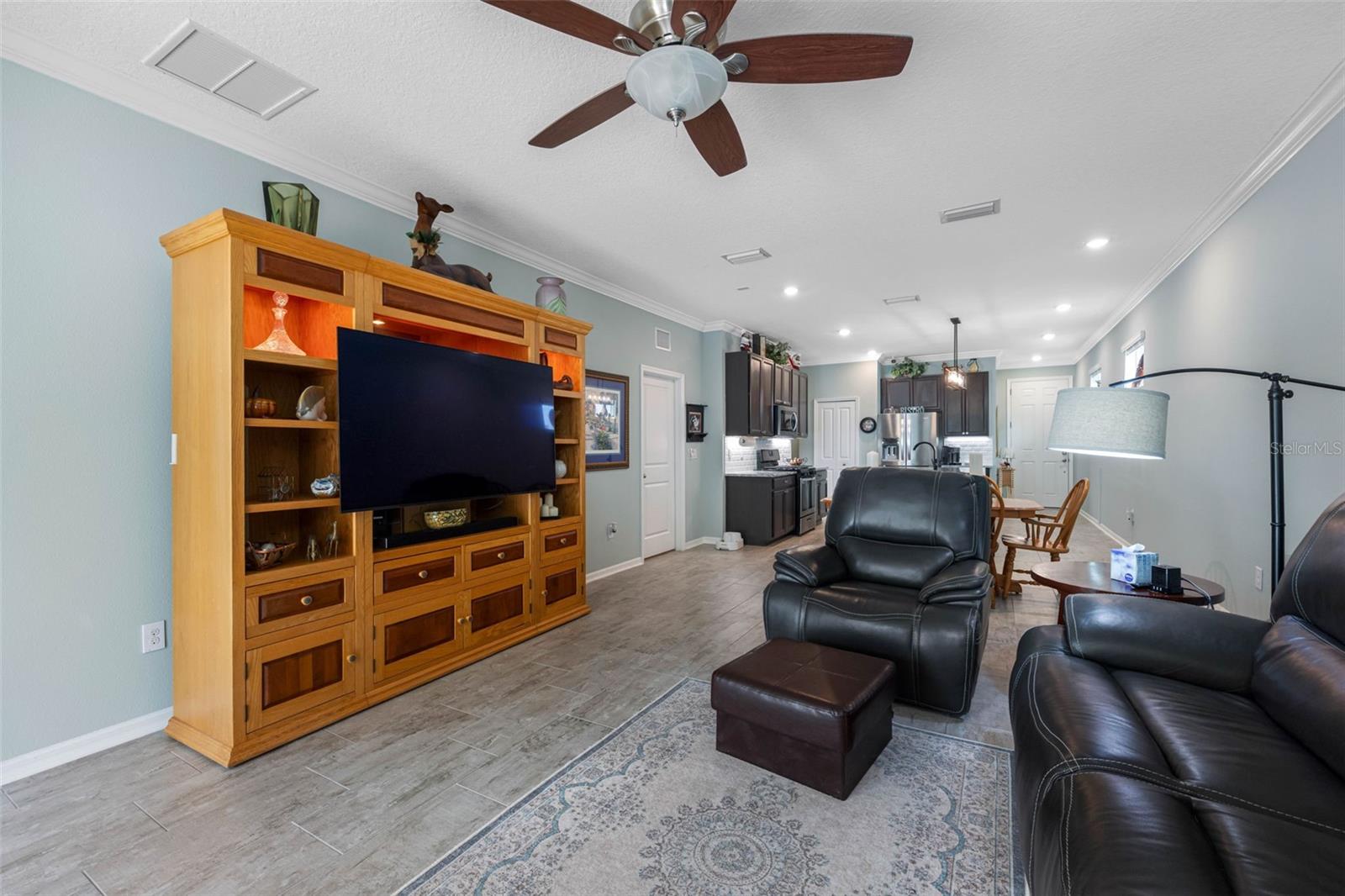 5513 LOS ROBLES CT
