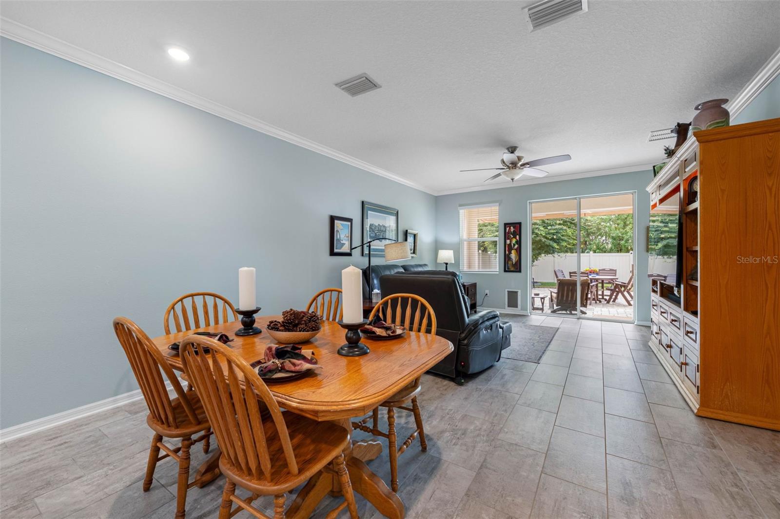 5513 LOS ROBLES CT