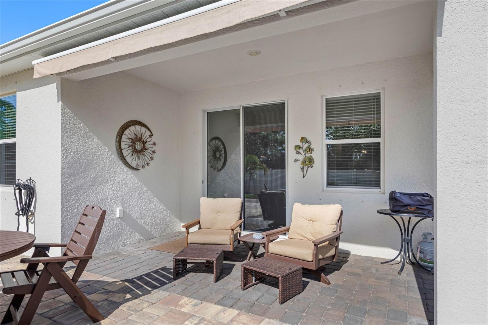 5513 LOS ROBLES CT