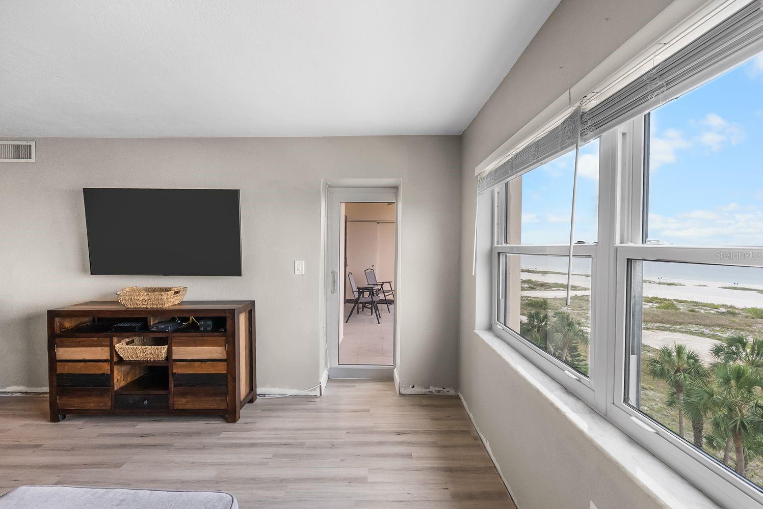 1270 GULF BLVD #606
