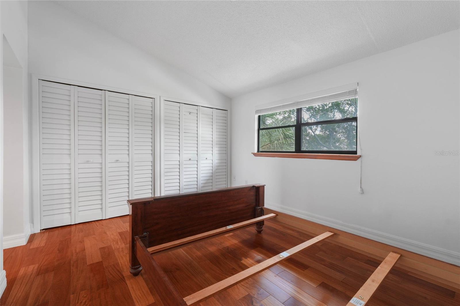 12140 CAPRI CIR S