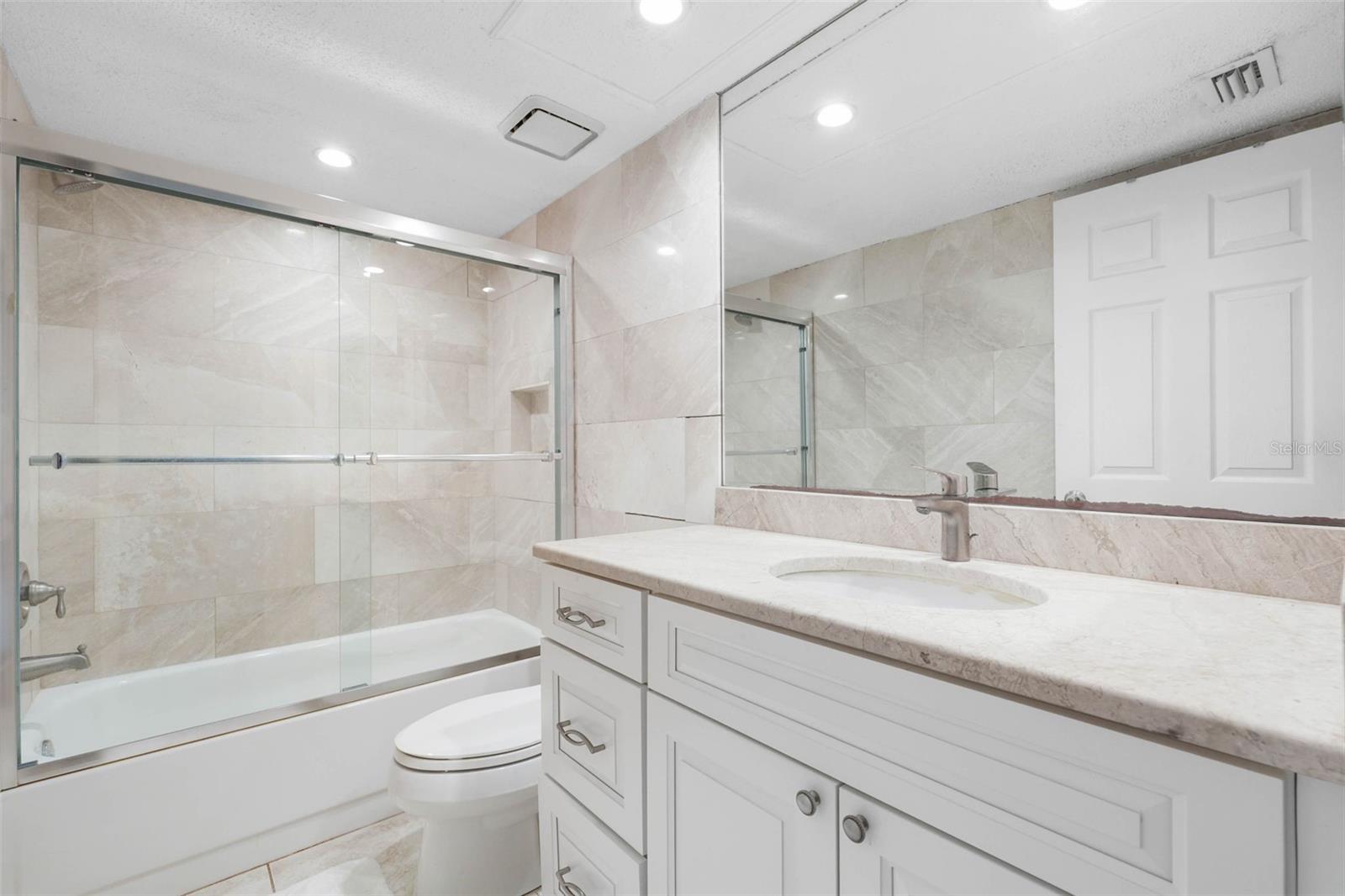 12140 CAPRI CIR S