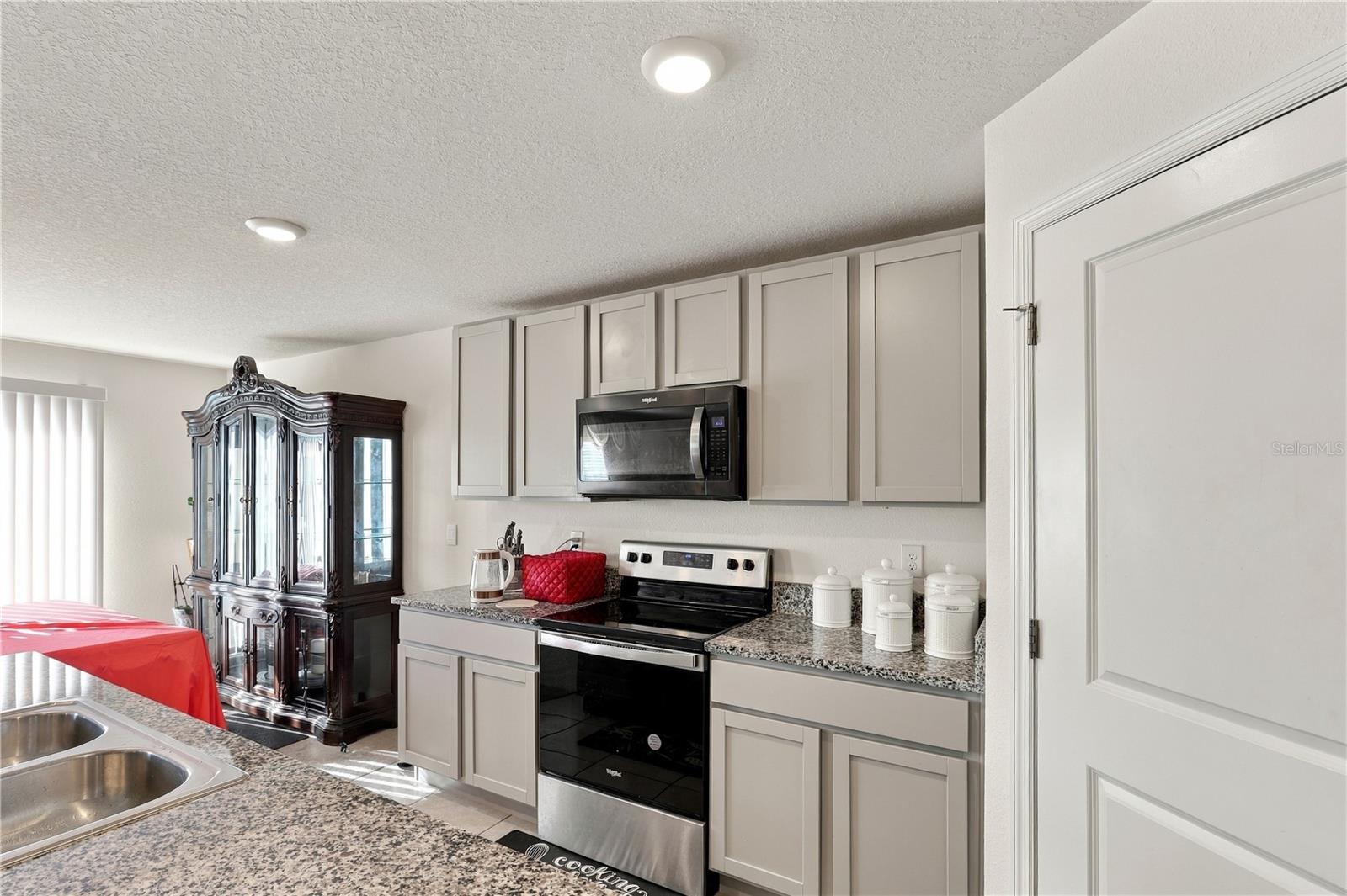 8880 SW 50TH TER