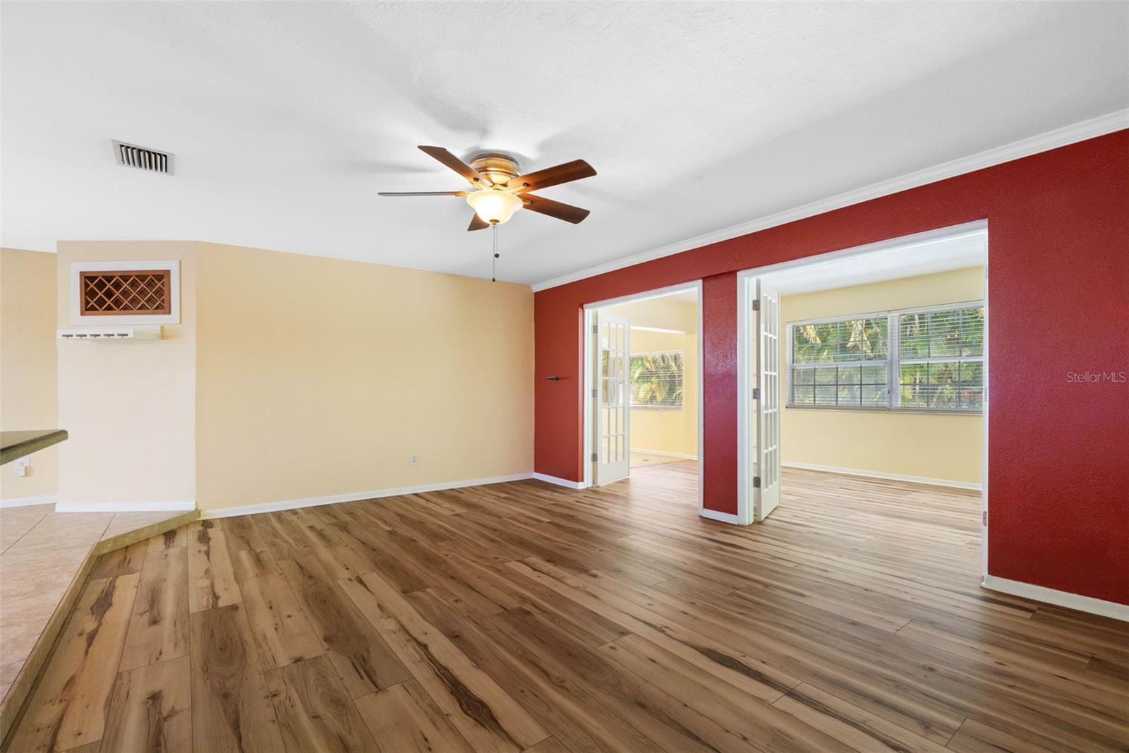 14331 APACHE AVE