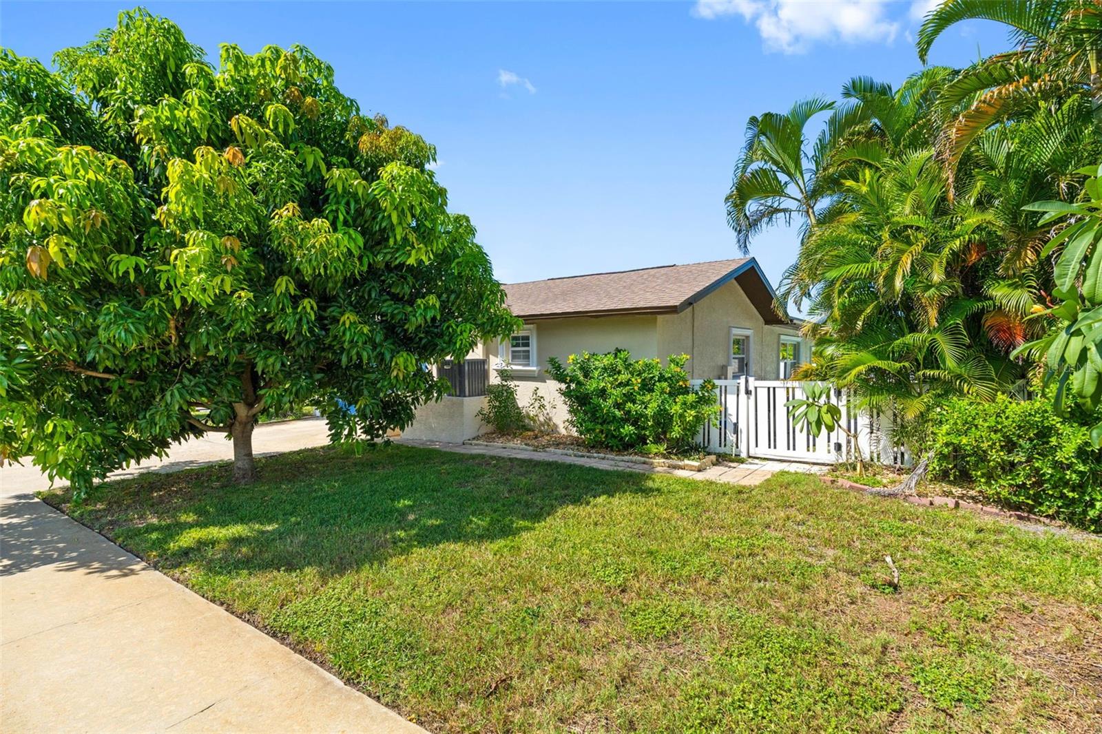 14331 APACHE AVE