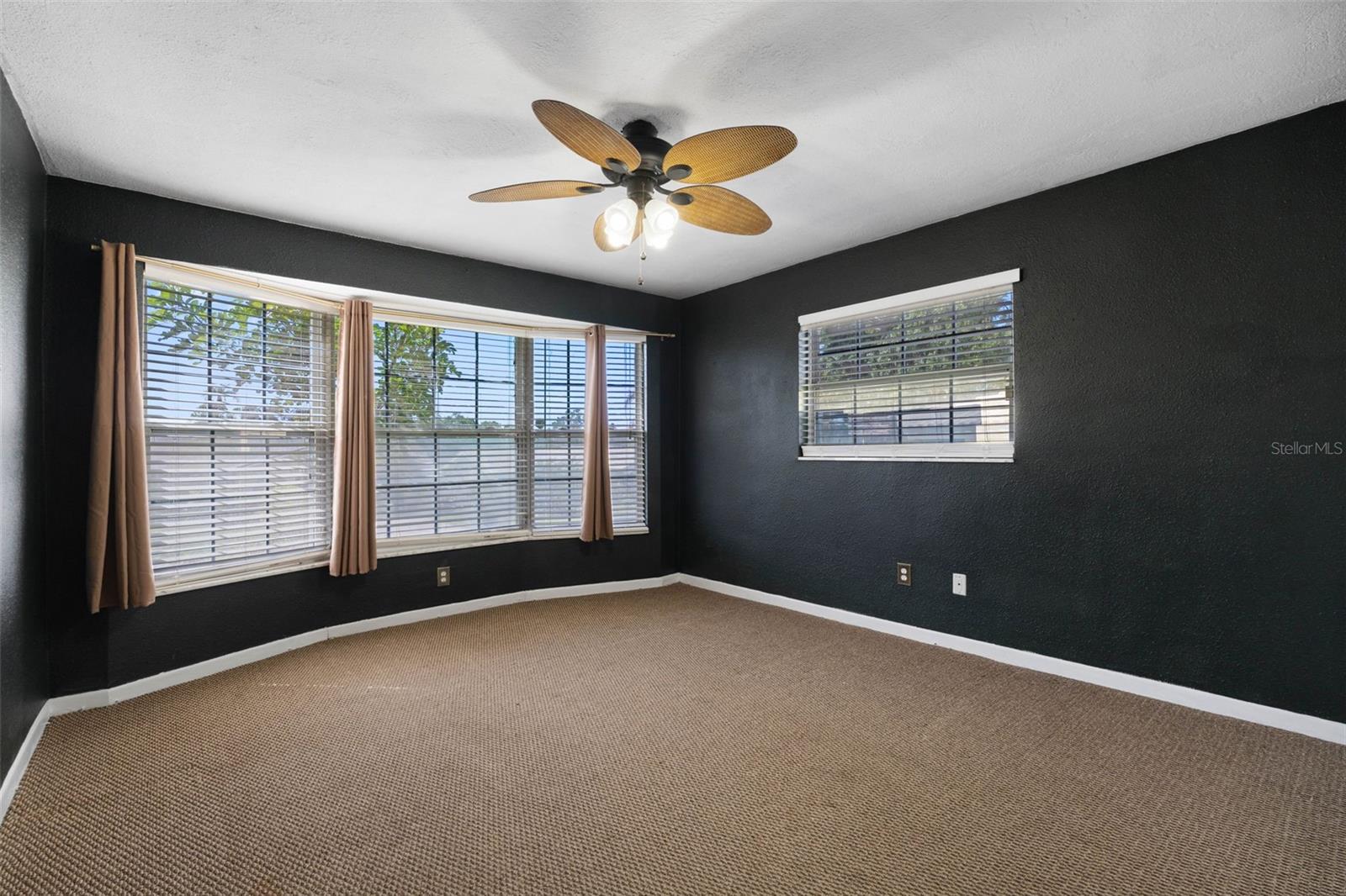 14331 APACHE AVE