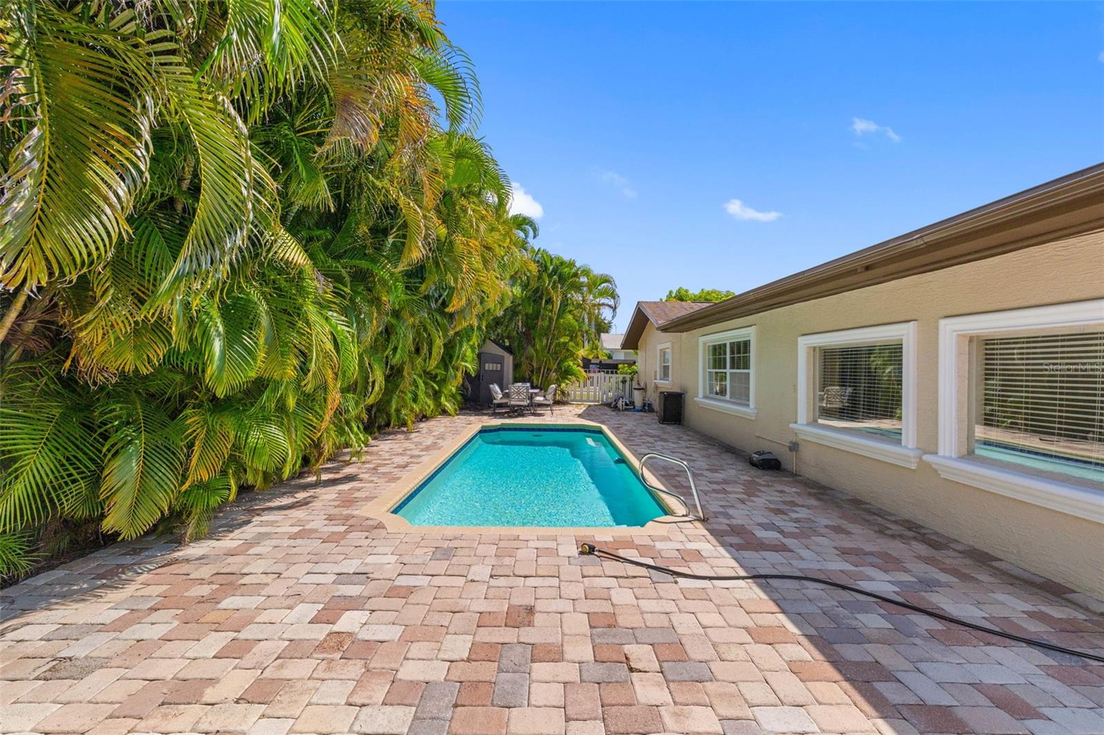 14331 APACHE AVE