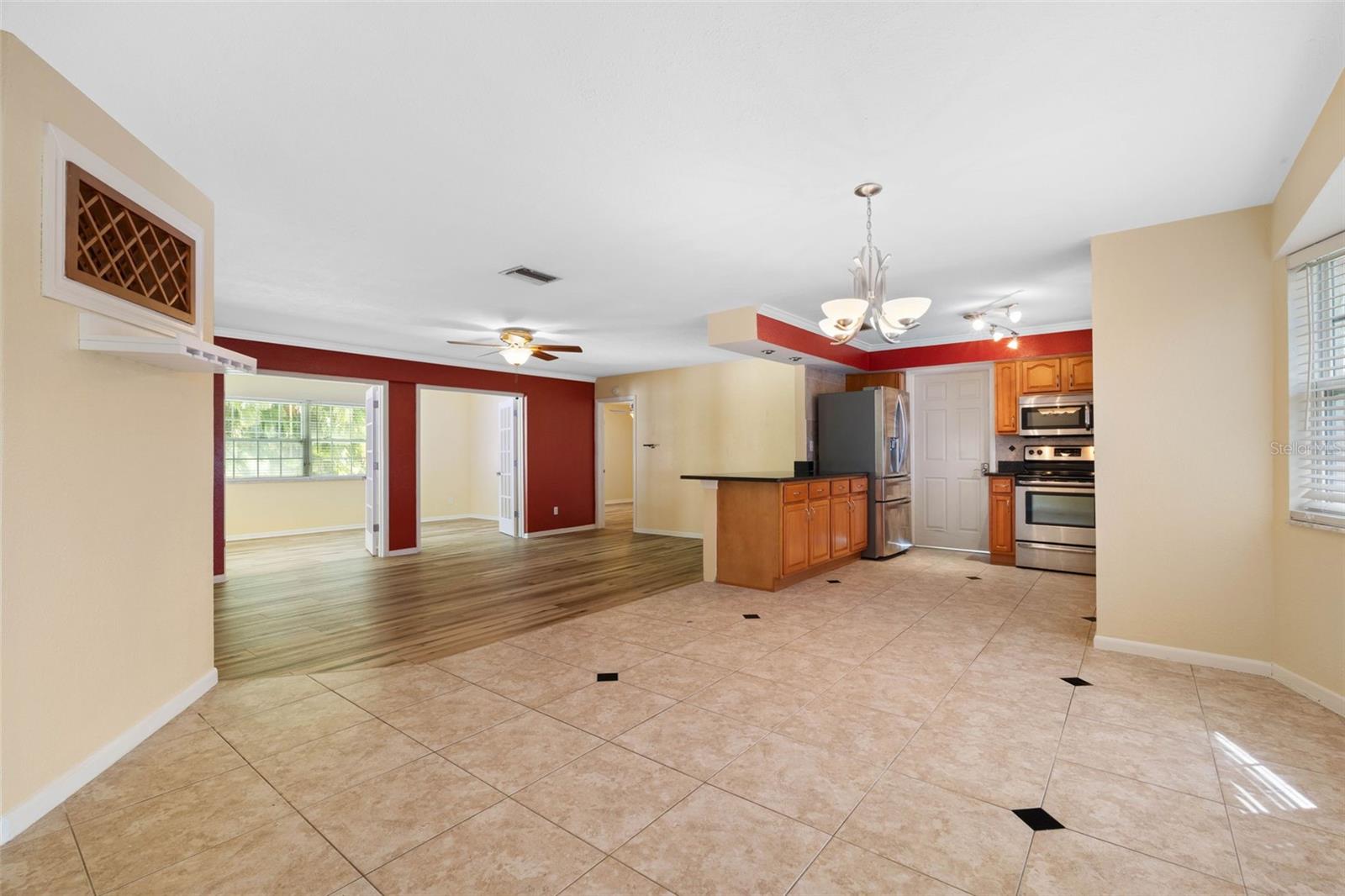 14331 APACHE AVE