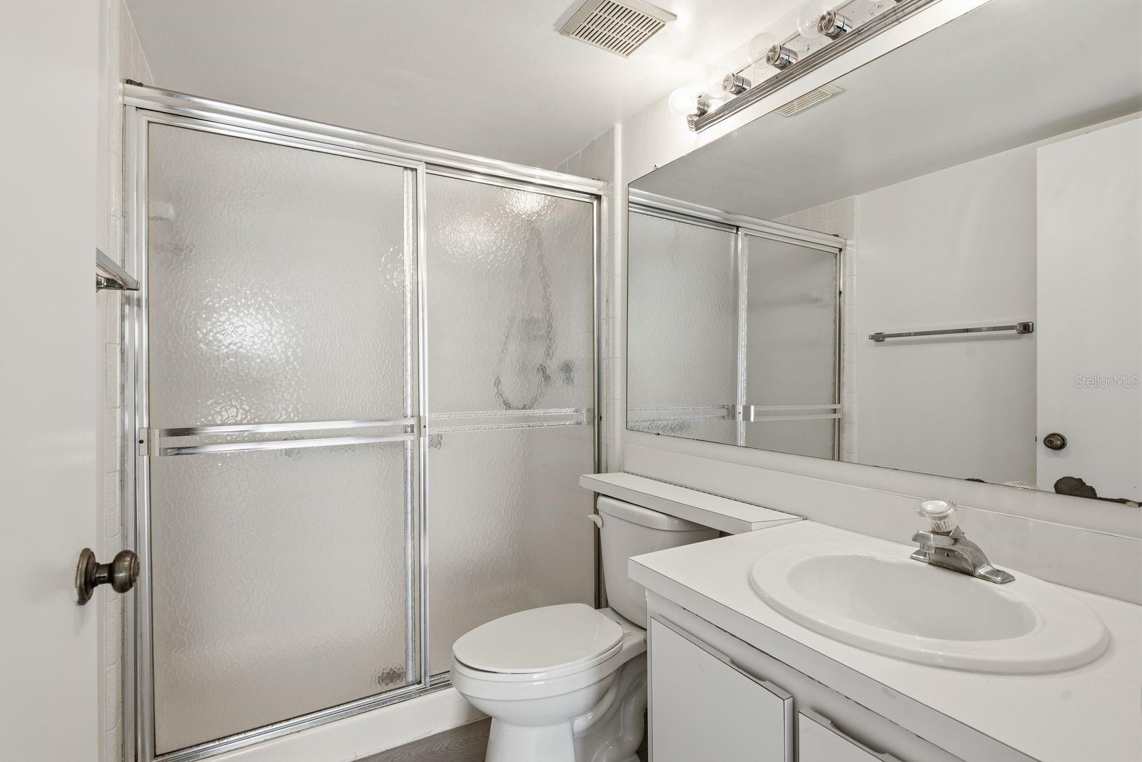1871 PINE RIDGE WAY W #E1