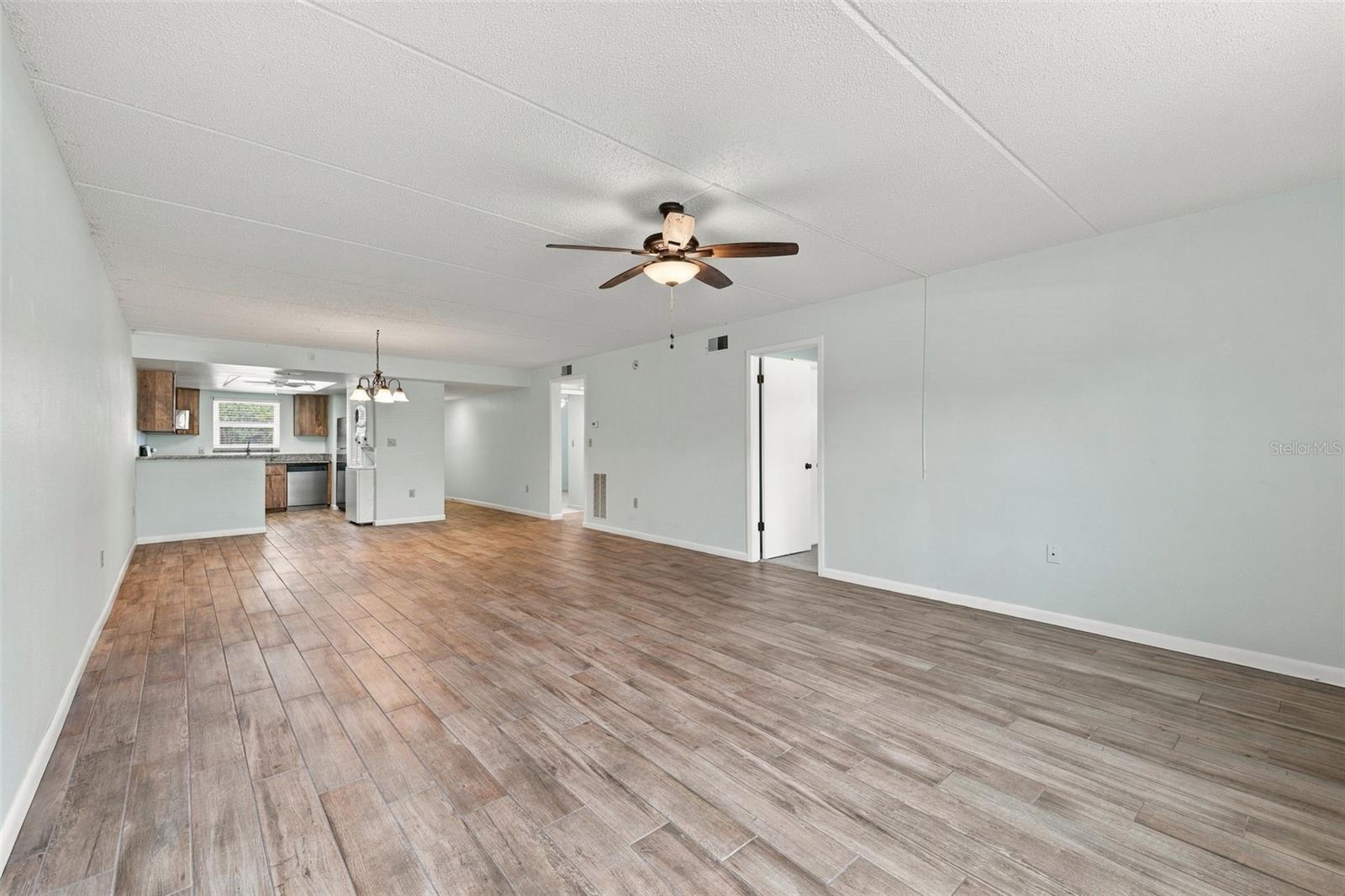 12300 PARK BLVD #106