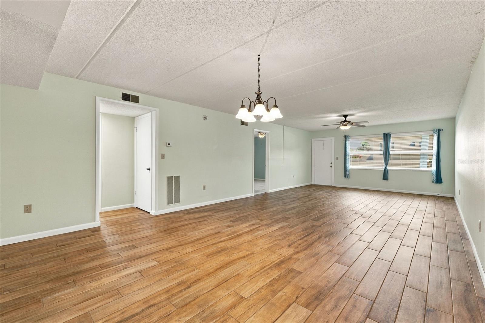 12300 PARK BLVD #106