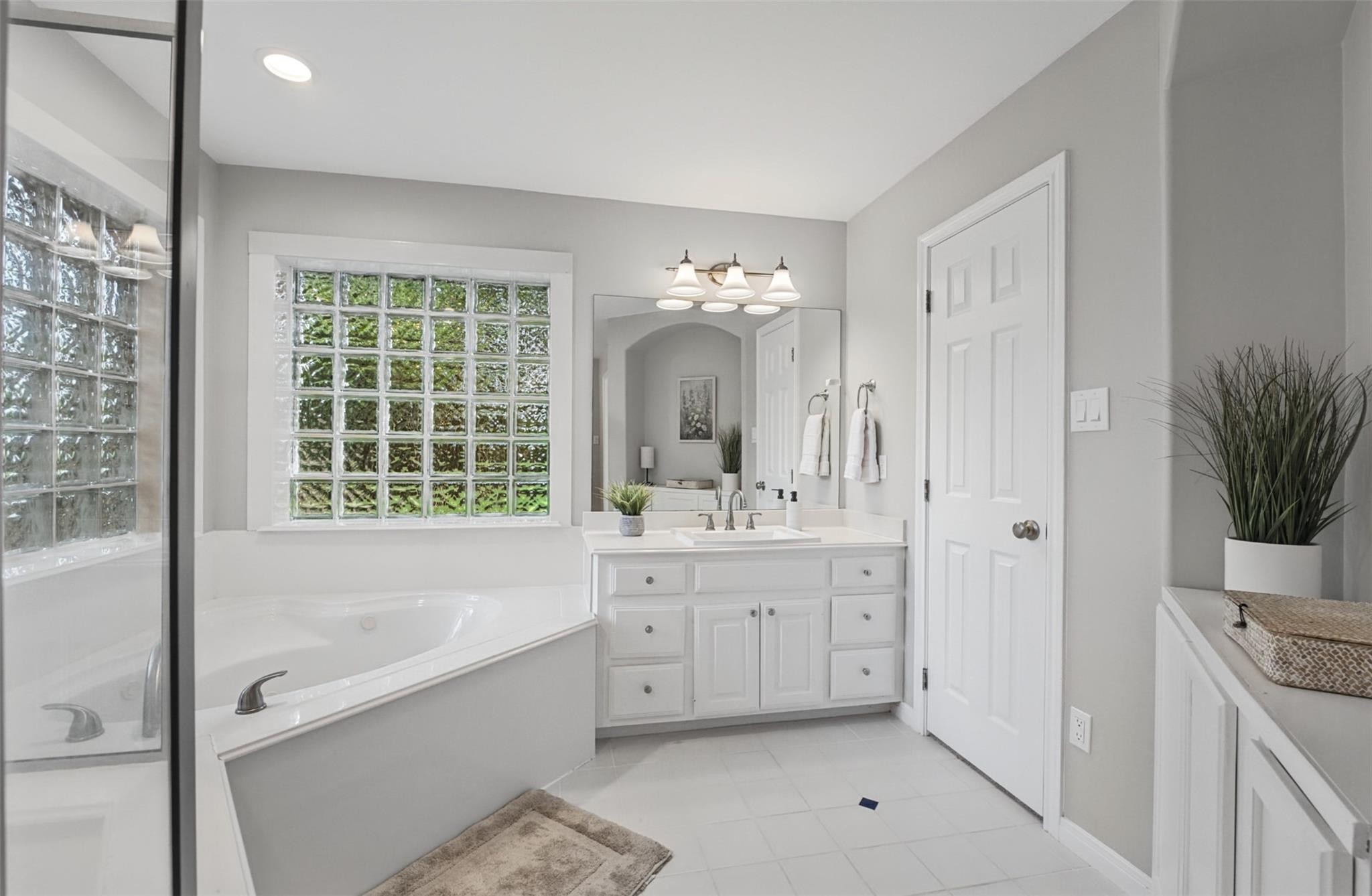 1107 Chateau Woods Parkway Drive