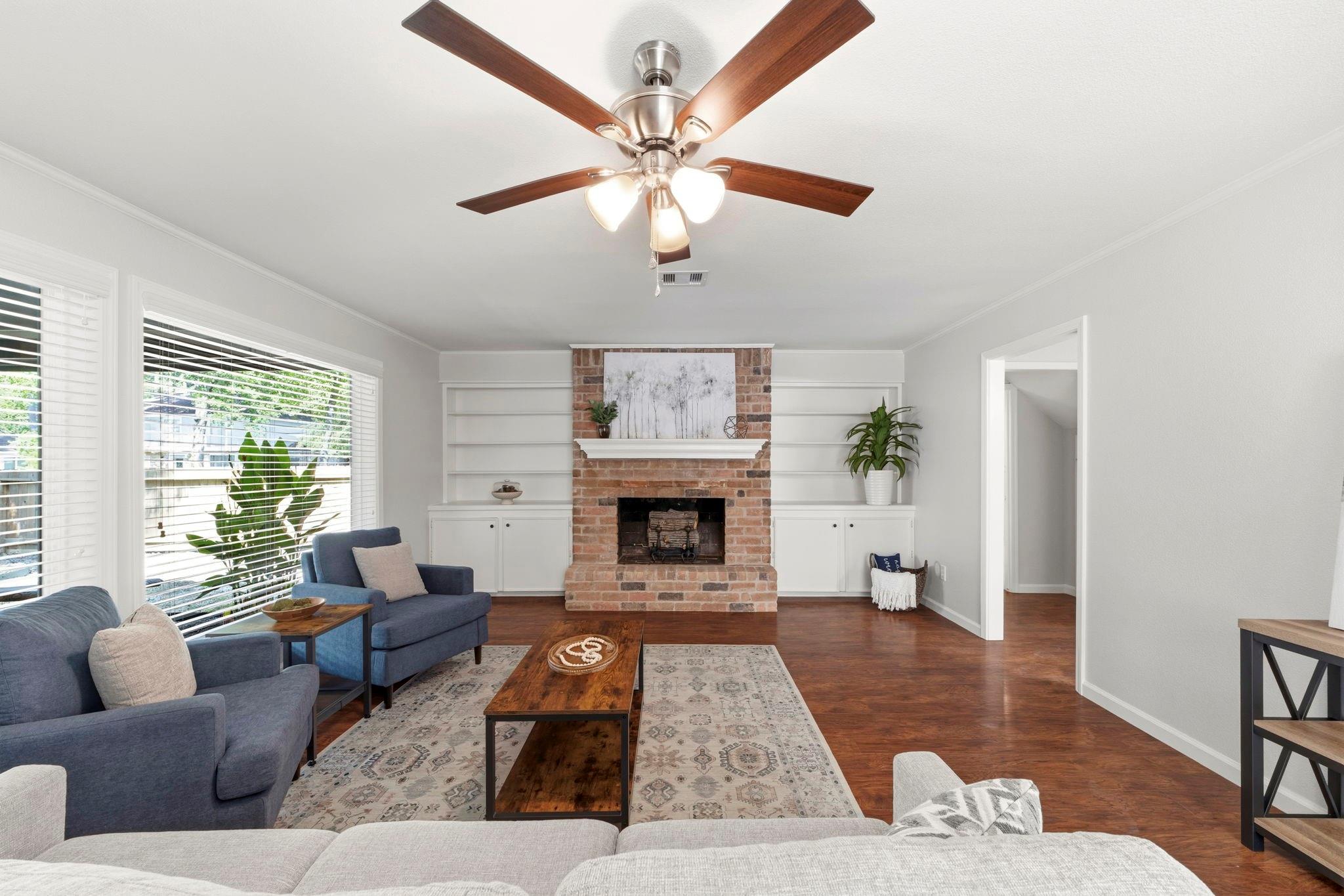 2002 Parkdale Drive