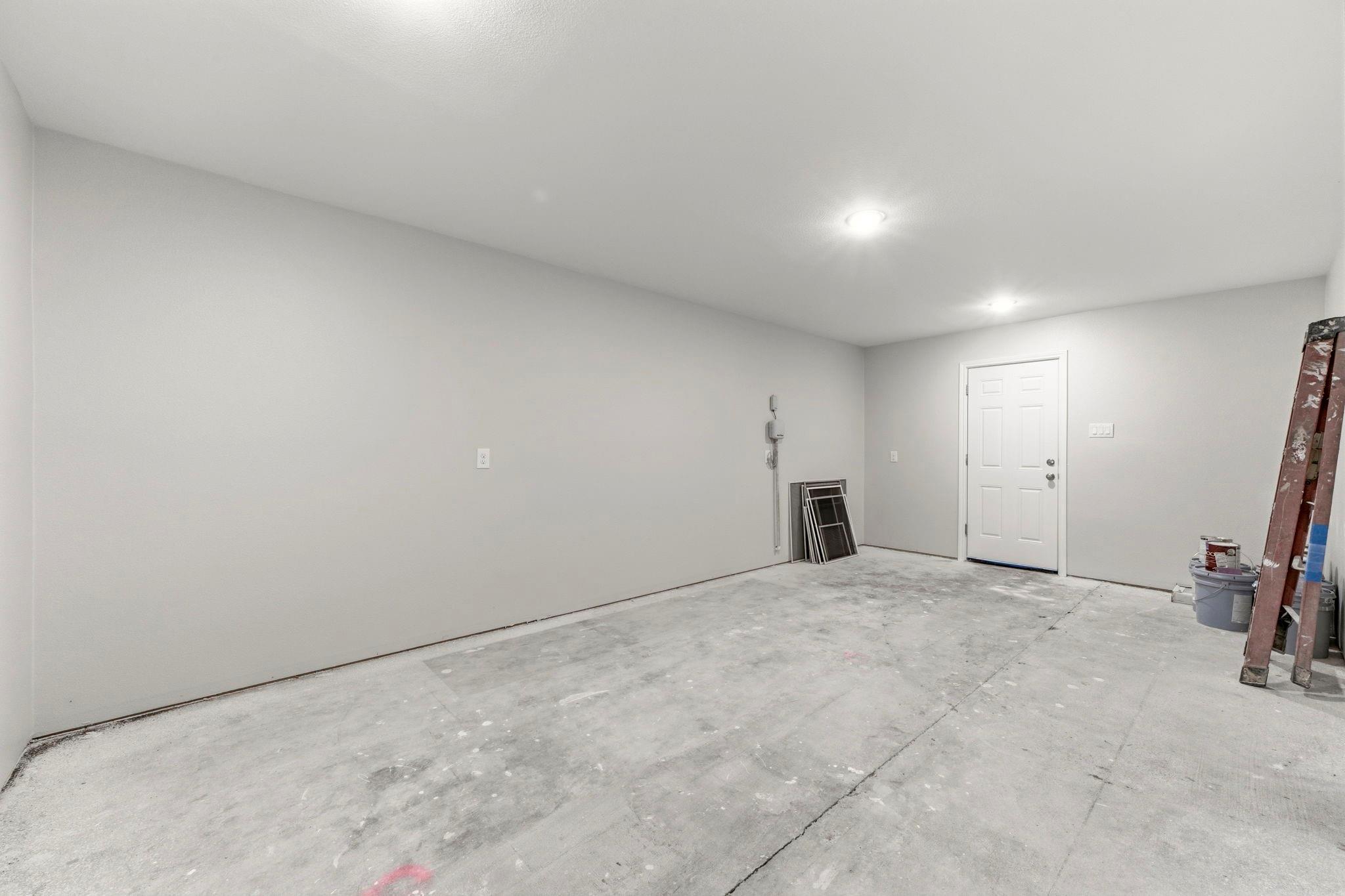 2002 Parkdale Drive