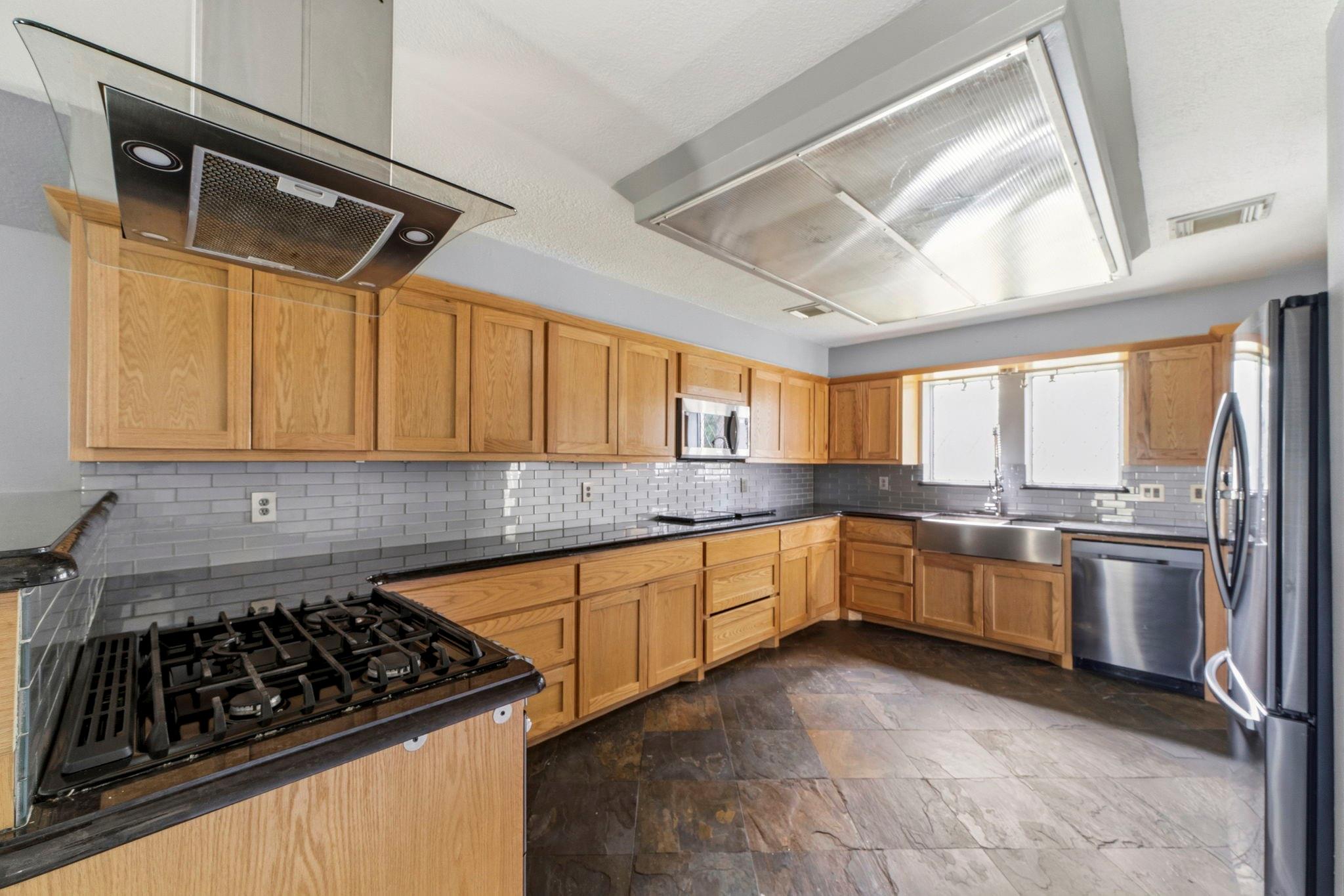12806 Highland Hills Drive