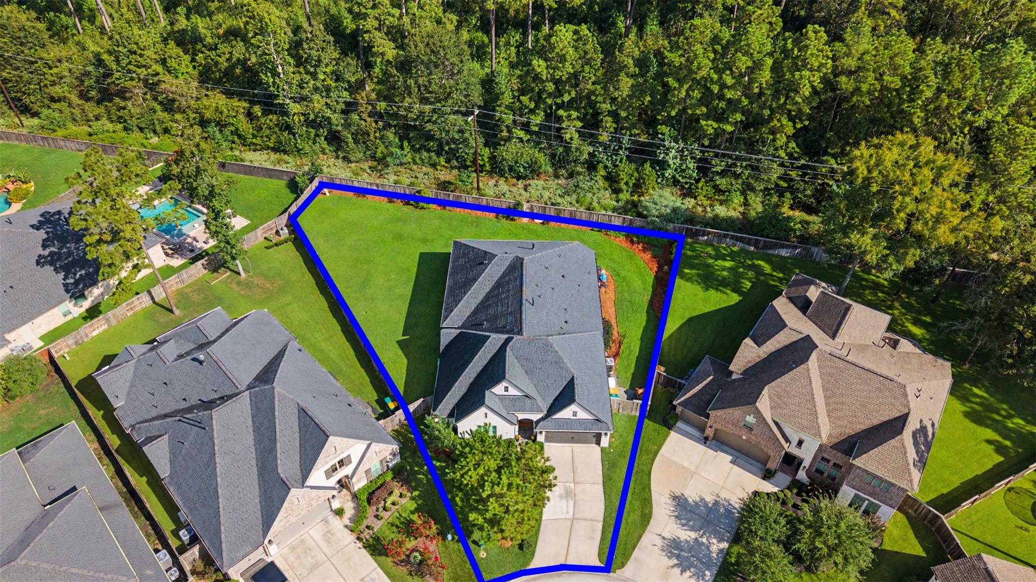 313 Lane Landing Place