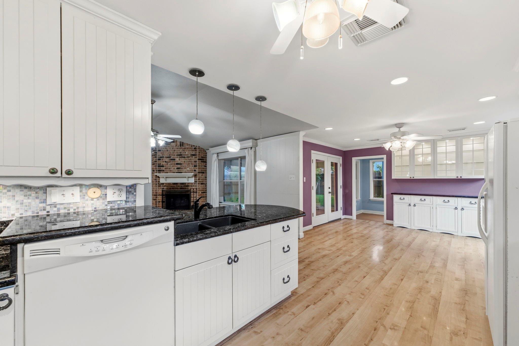 5738 Weeping Willow Road