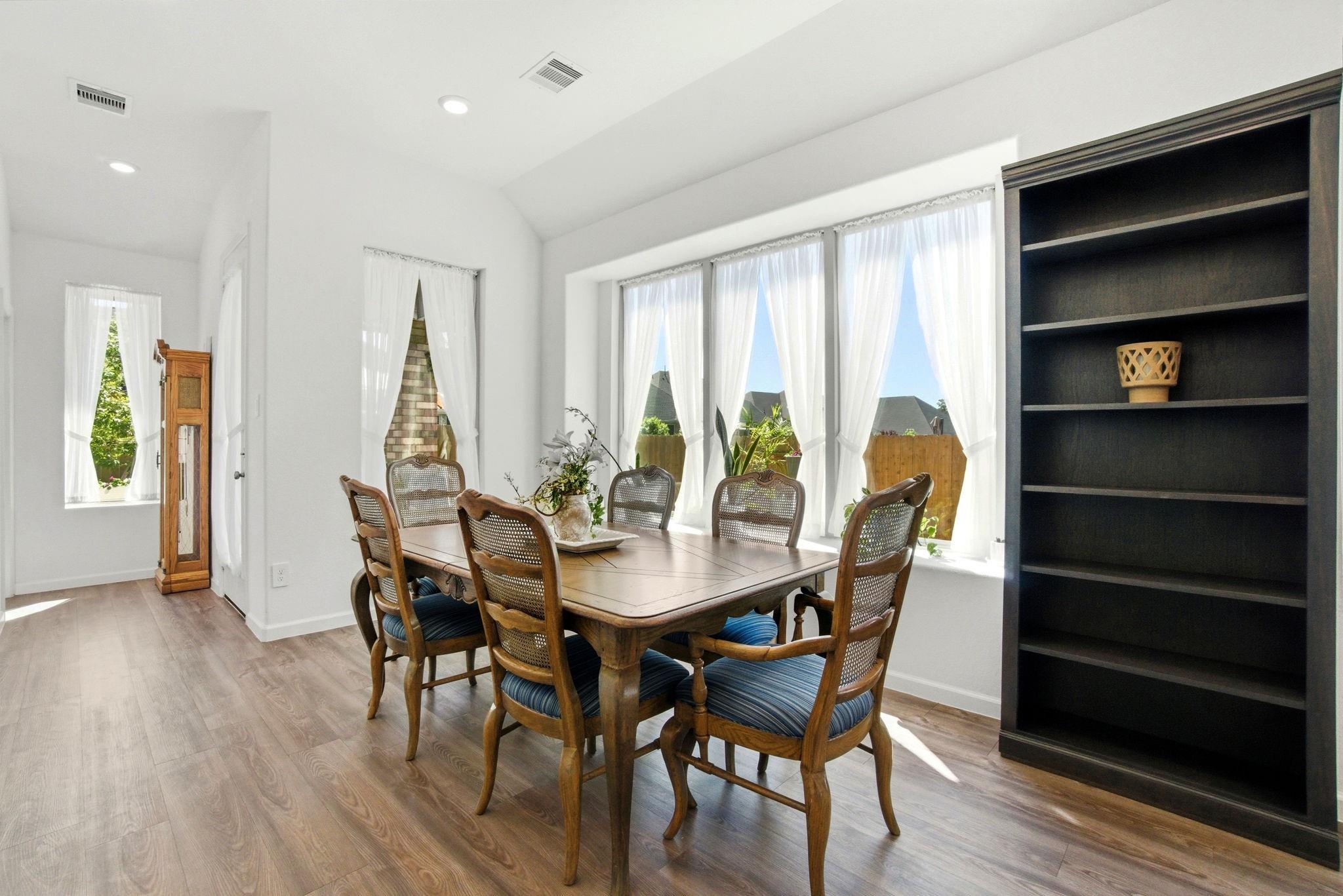 1409 Northwood Bluff Lane