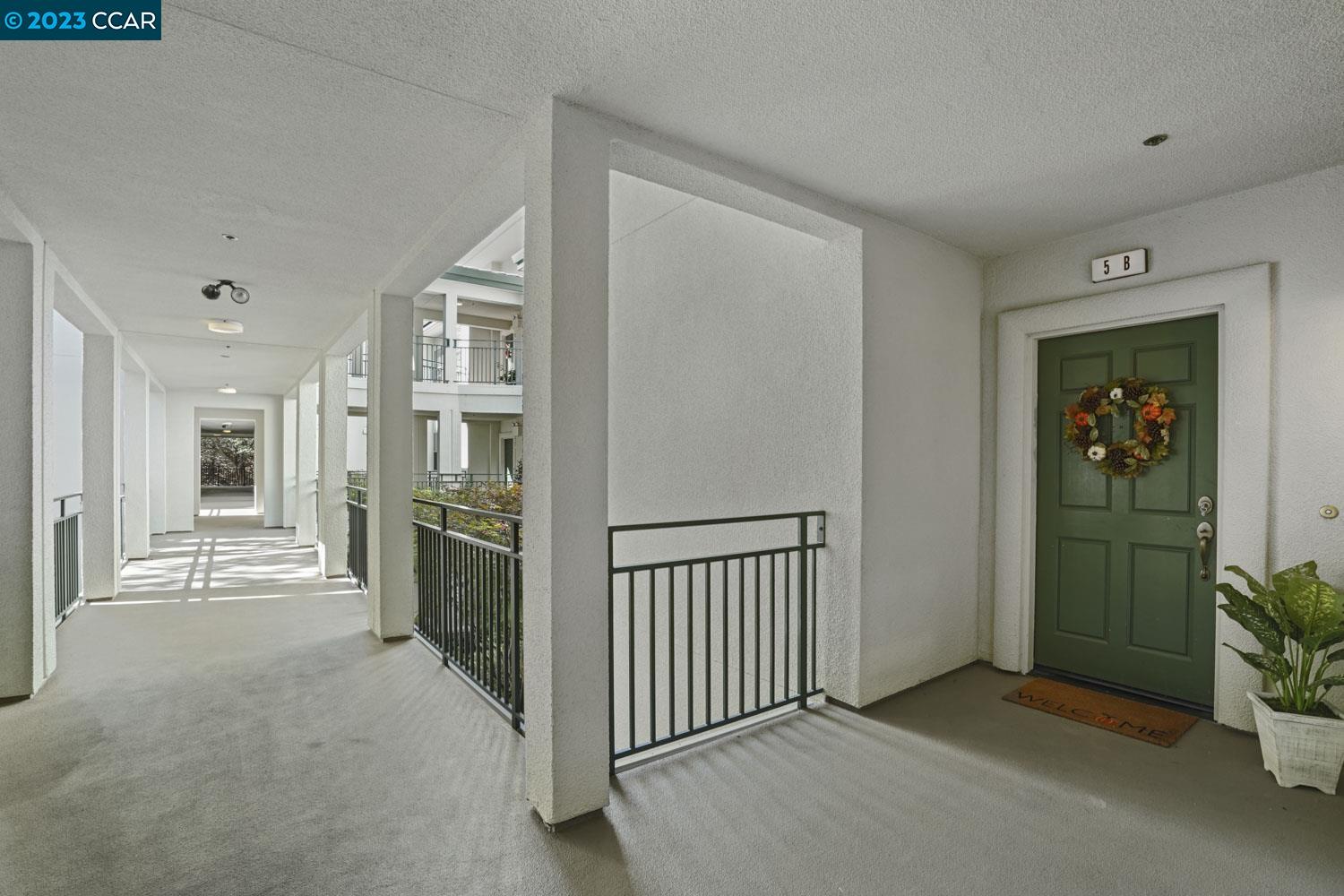 5910 Horsemens Canyon Drive Unit: 5B