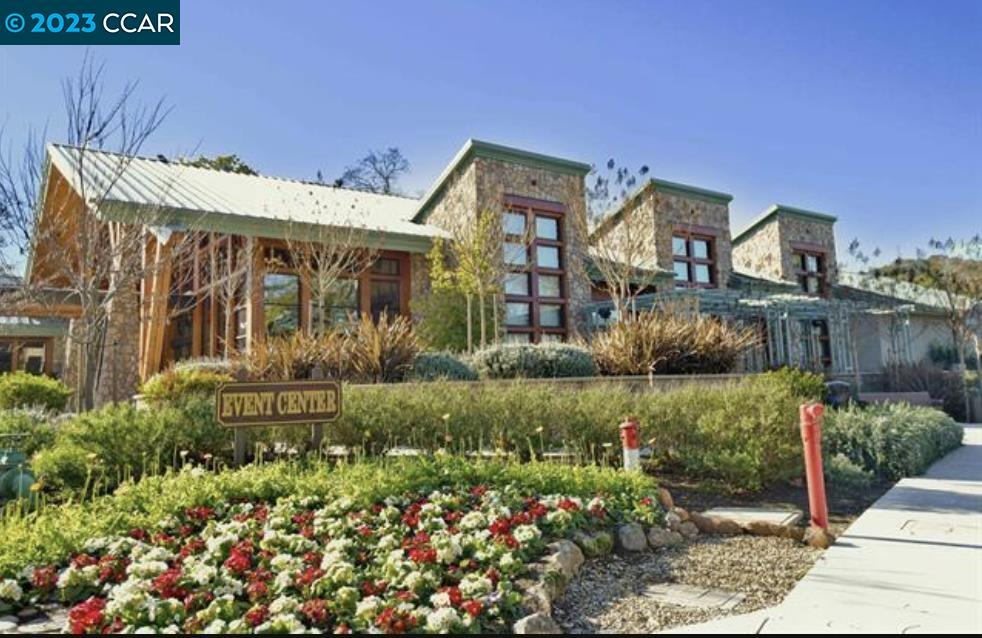 5910 Horsemens Canyon Drive Unit: 5B