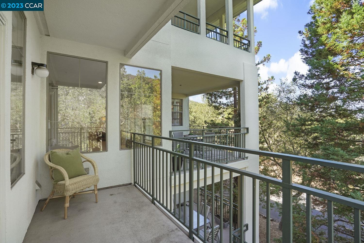 5910 Horsemens Canyon Drive Unit: 5B