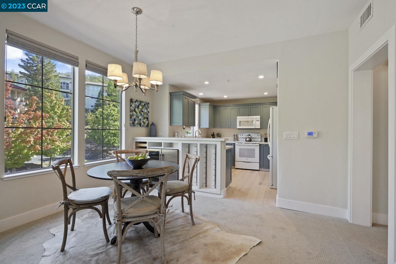 5910 Horsemens Canyon Drive Unit: 5B