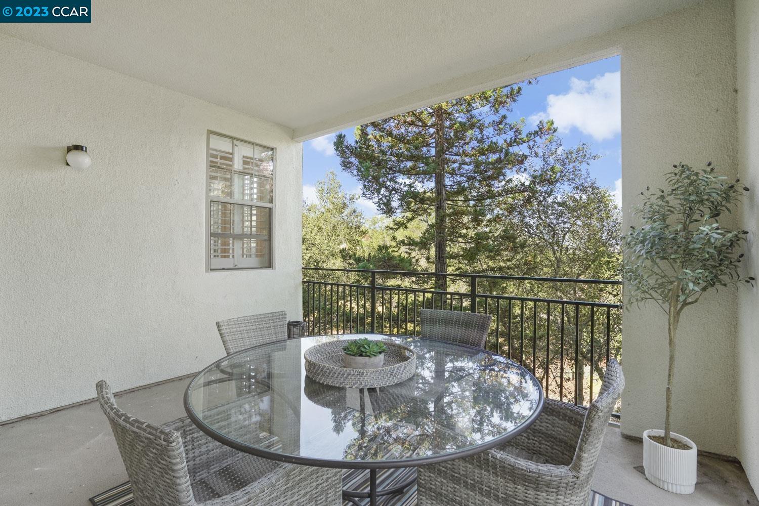 5910 Horsemens Canyon Drive Unit: 5B