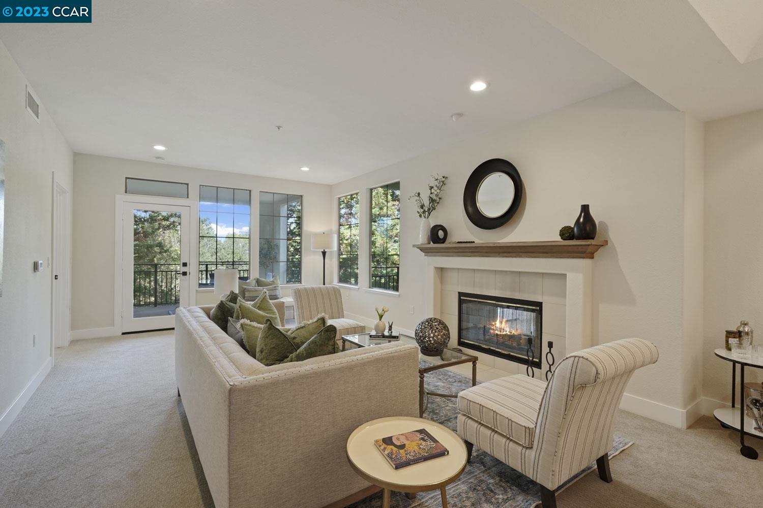 5910 Horsemens Canyon Drive Unit: 5B