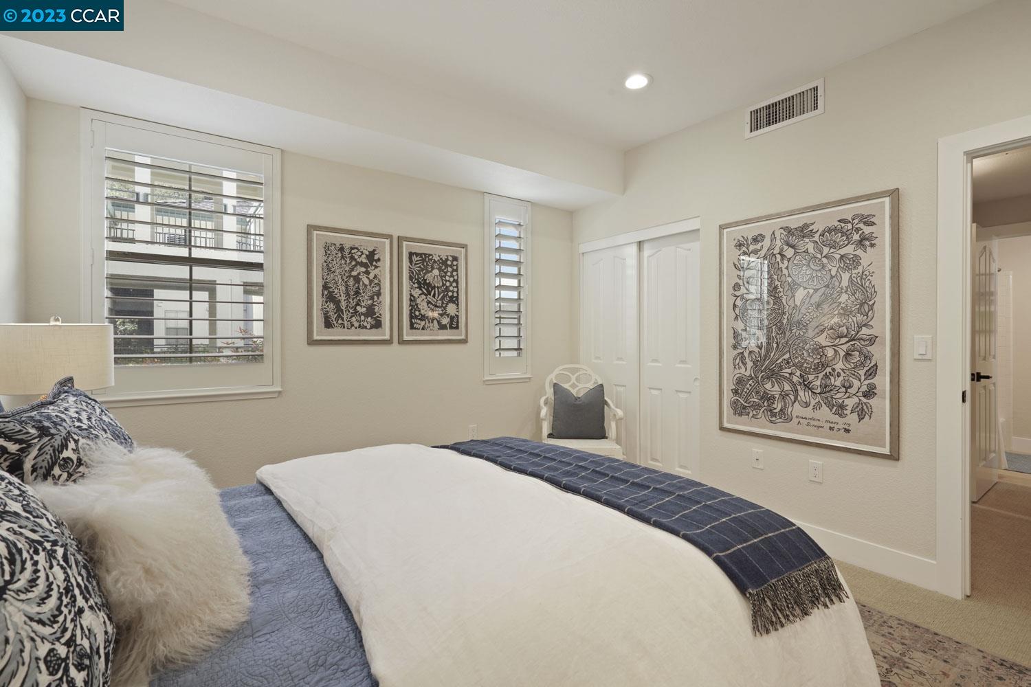 5910 Horsemens Canyon Drive Unit: 5B