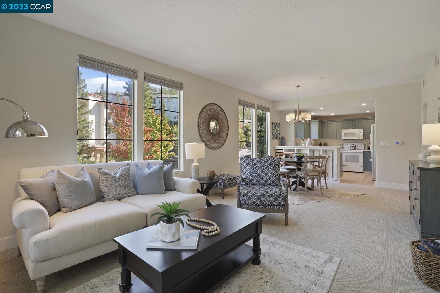 5910 Horsemens Canyon Drive Unit: 5B