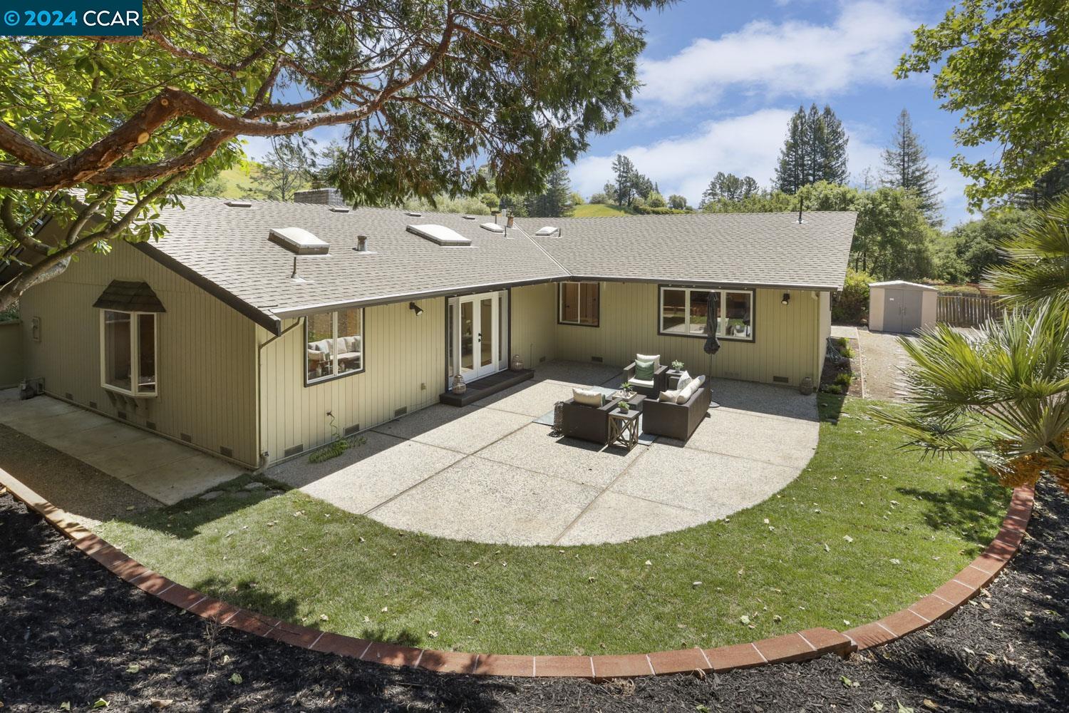 21 Ashbrook Place