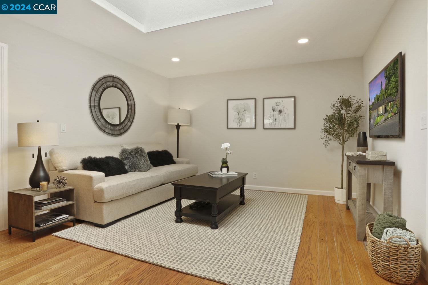 21 Ashbrook Place