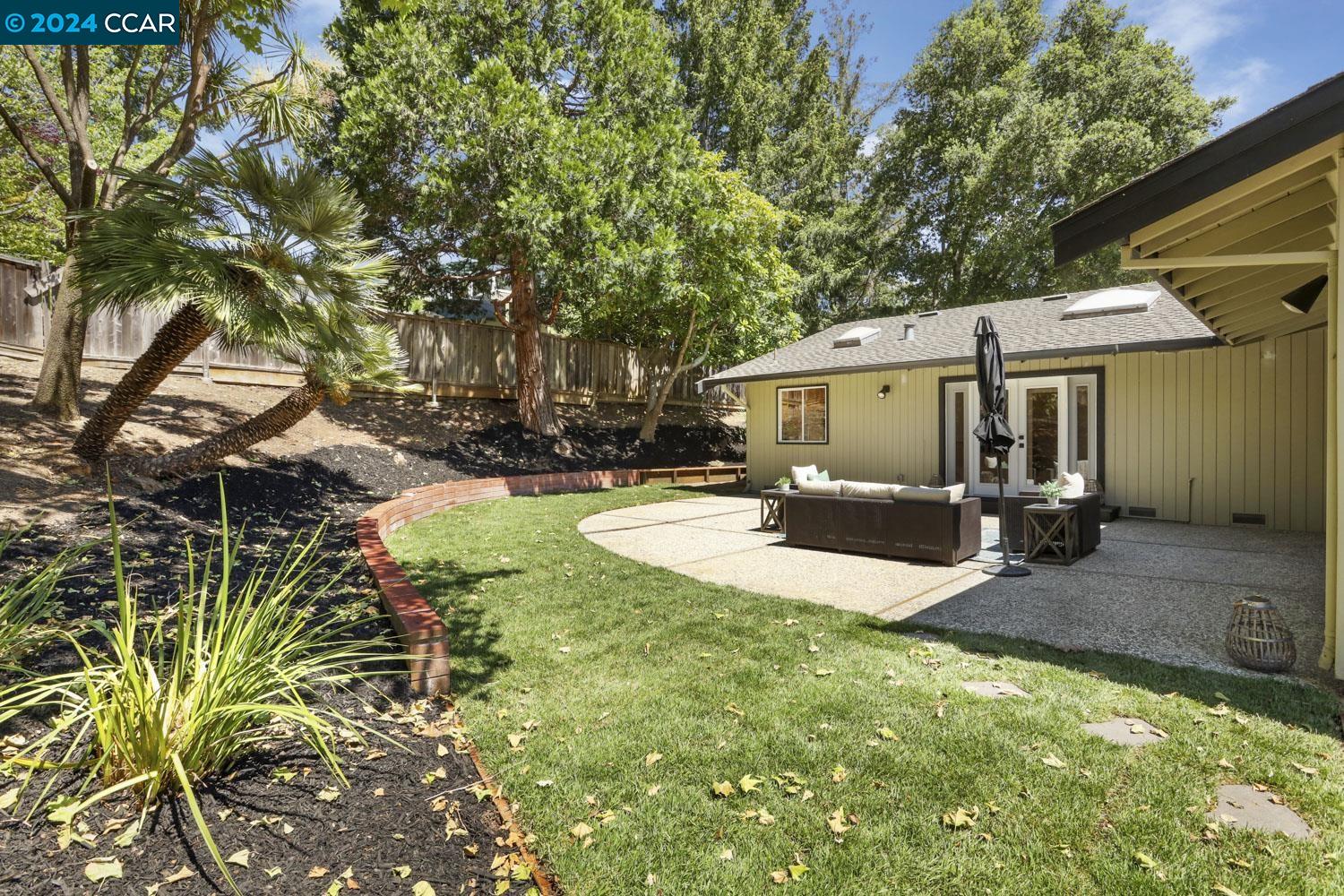 21 Ashbrook Place