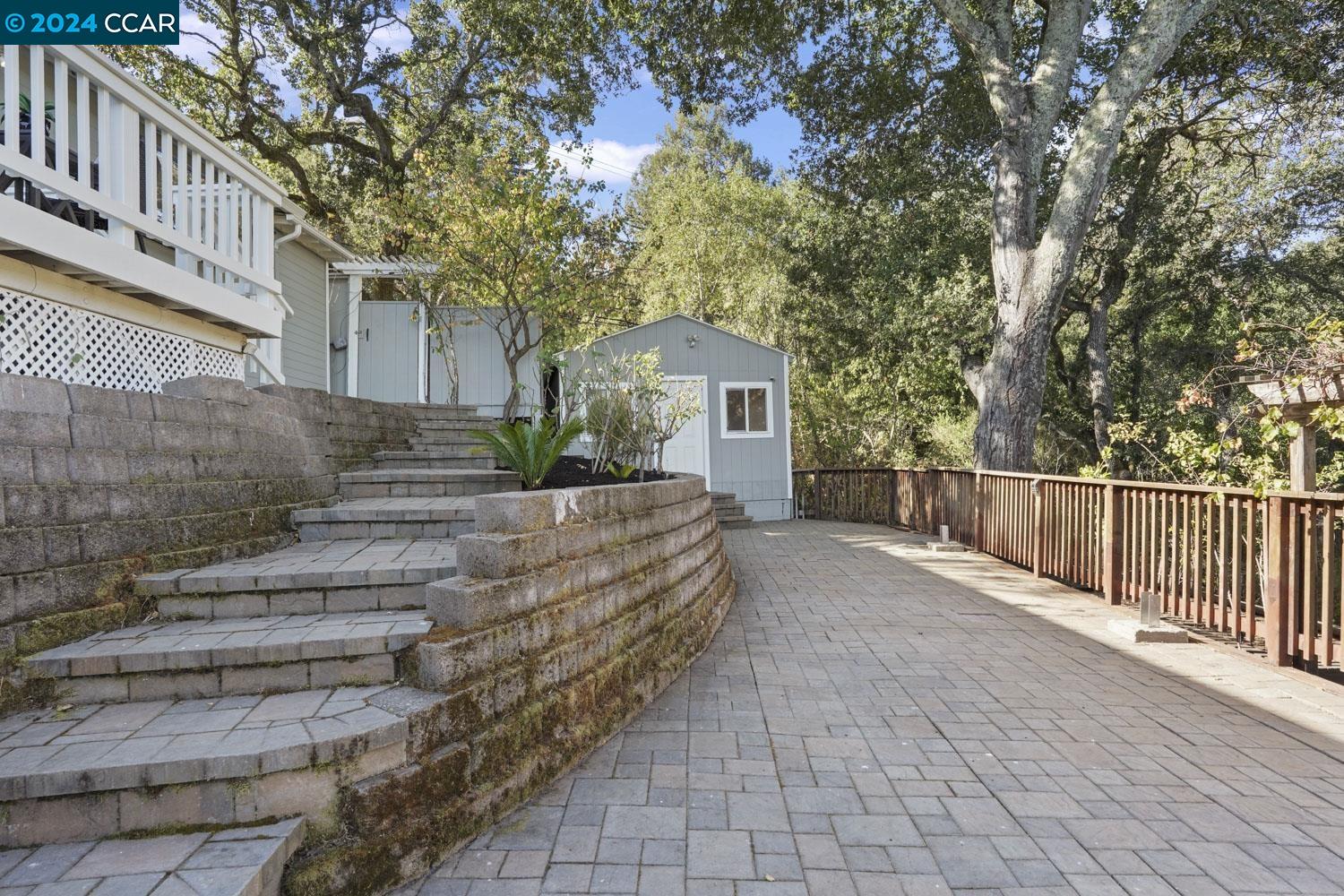 760 Moraga Road
