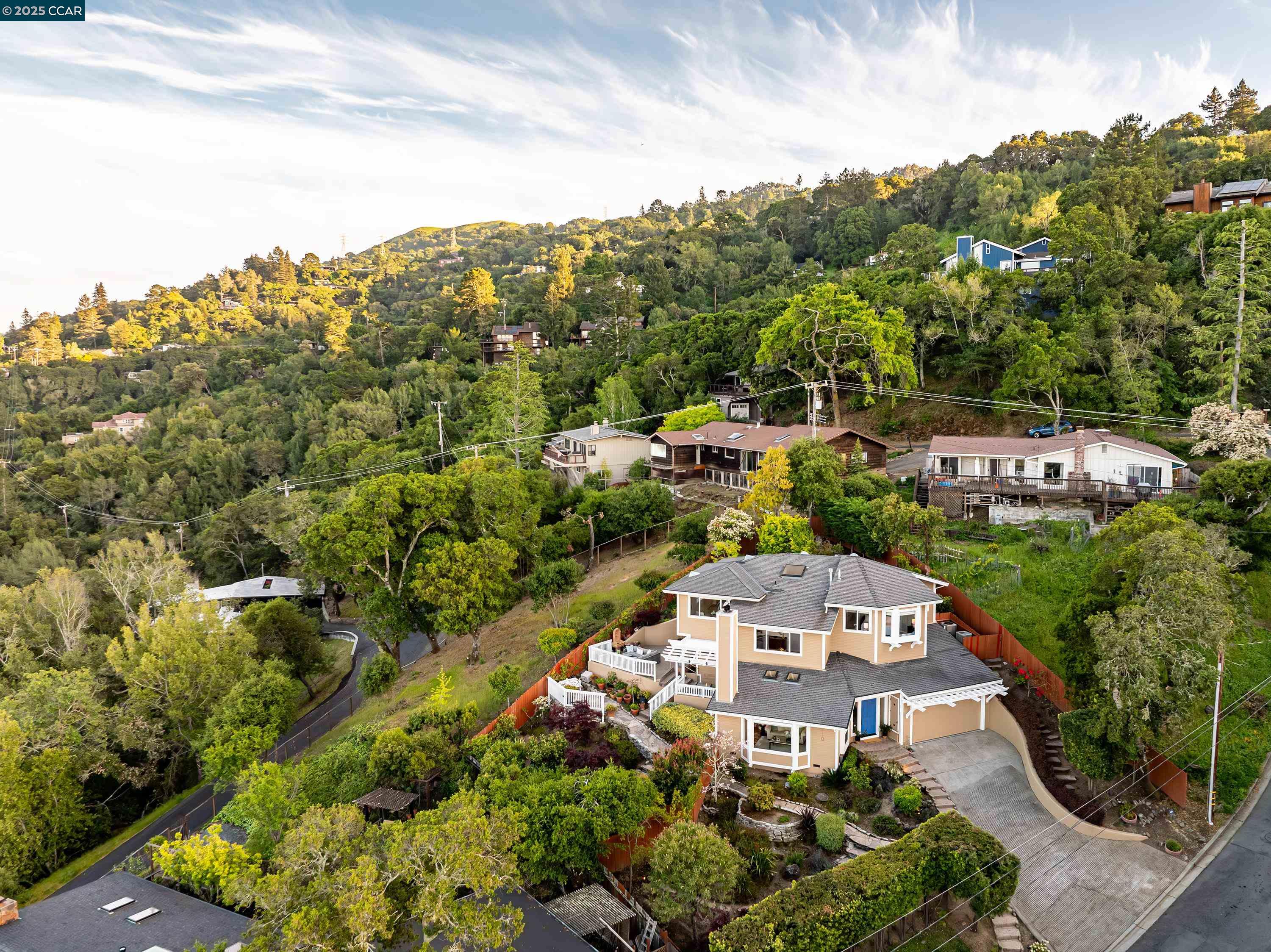 87 Claremont Ave